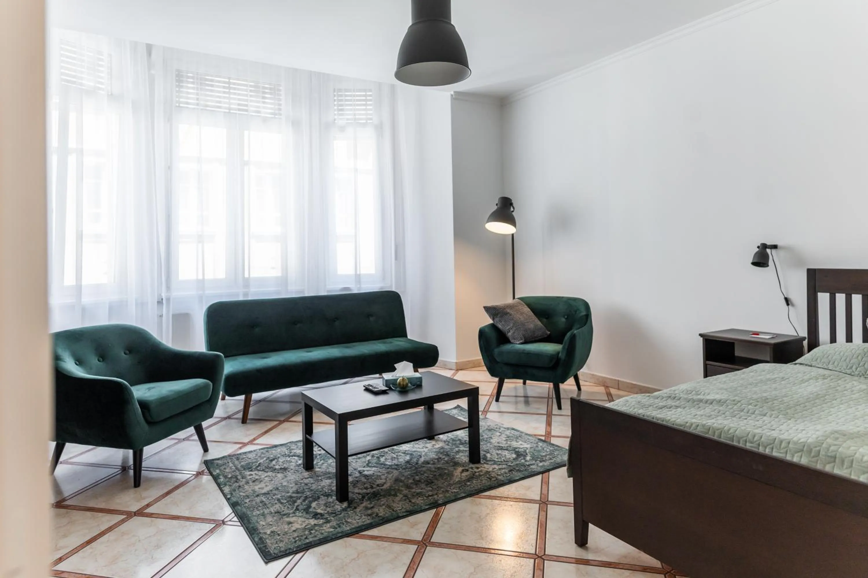 Photo of the whole room in City Home Budapest