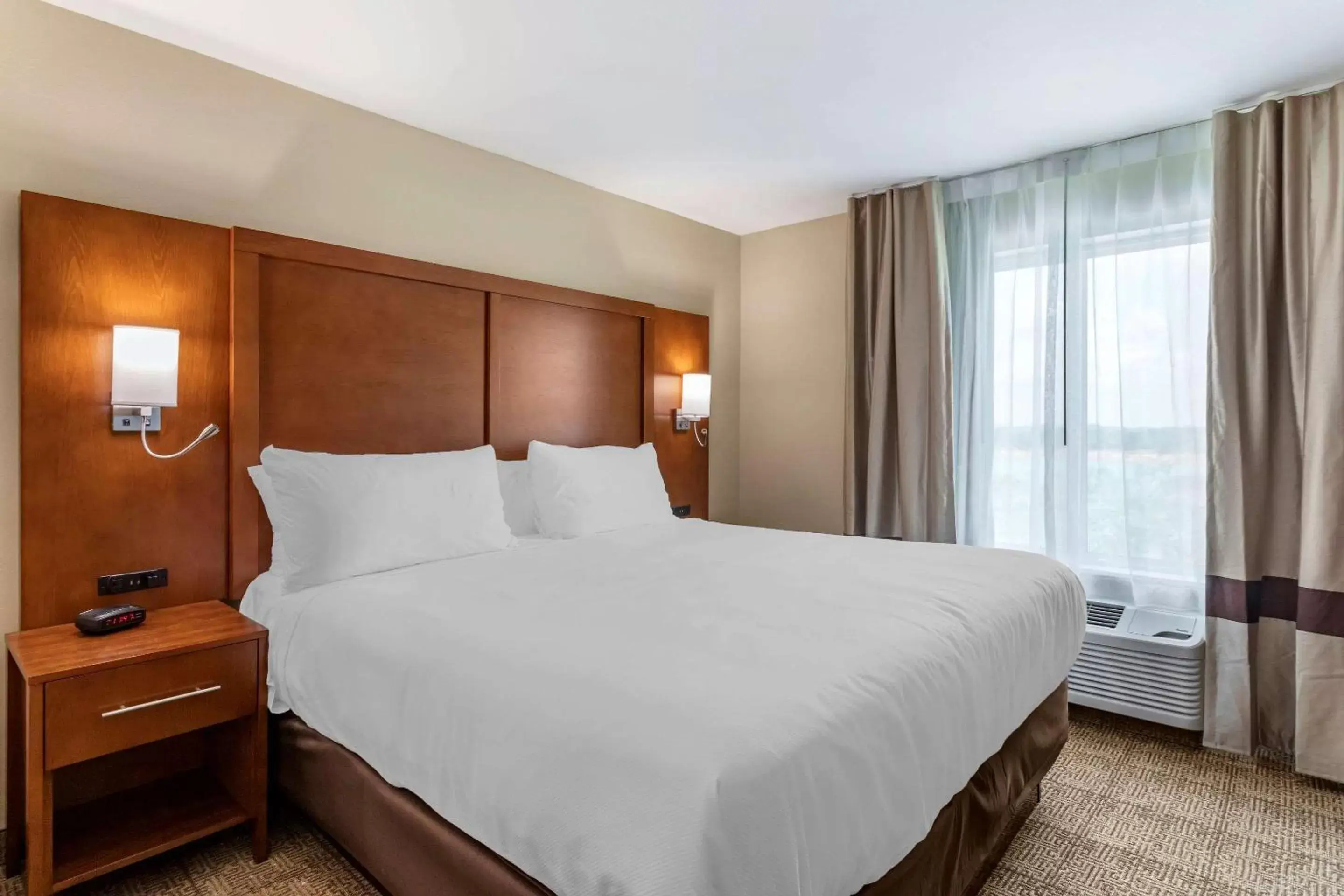 King Suite with Sofa Bed - Non-Smoking in Comfort Inn & Suites Waller King Suite with Sofa Bed - Non-Smoking in Comfort Inn & Suites Waller