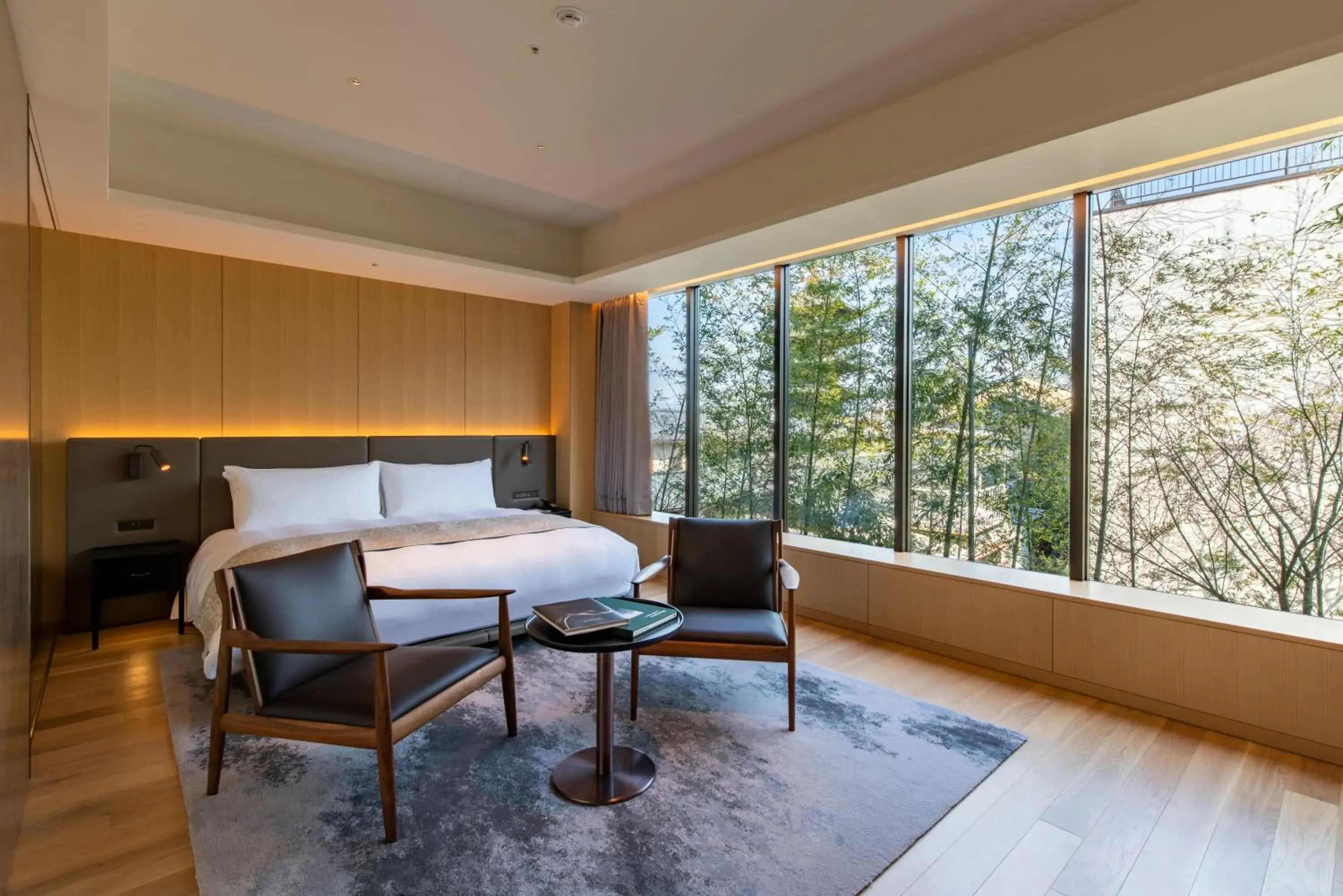 Premium King Room with Free Lounge Access in The Hotel Seiryu Kyoto Kiyomizu - a member of the Leading Hotels of the World- Premium King Room with Free Lounge Access in The Hotel Seiryu Kyoto Kiyomizu - a member of the Leading Hotels of the World-