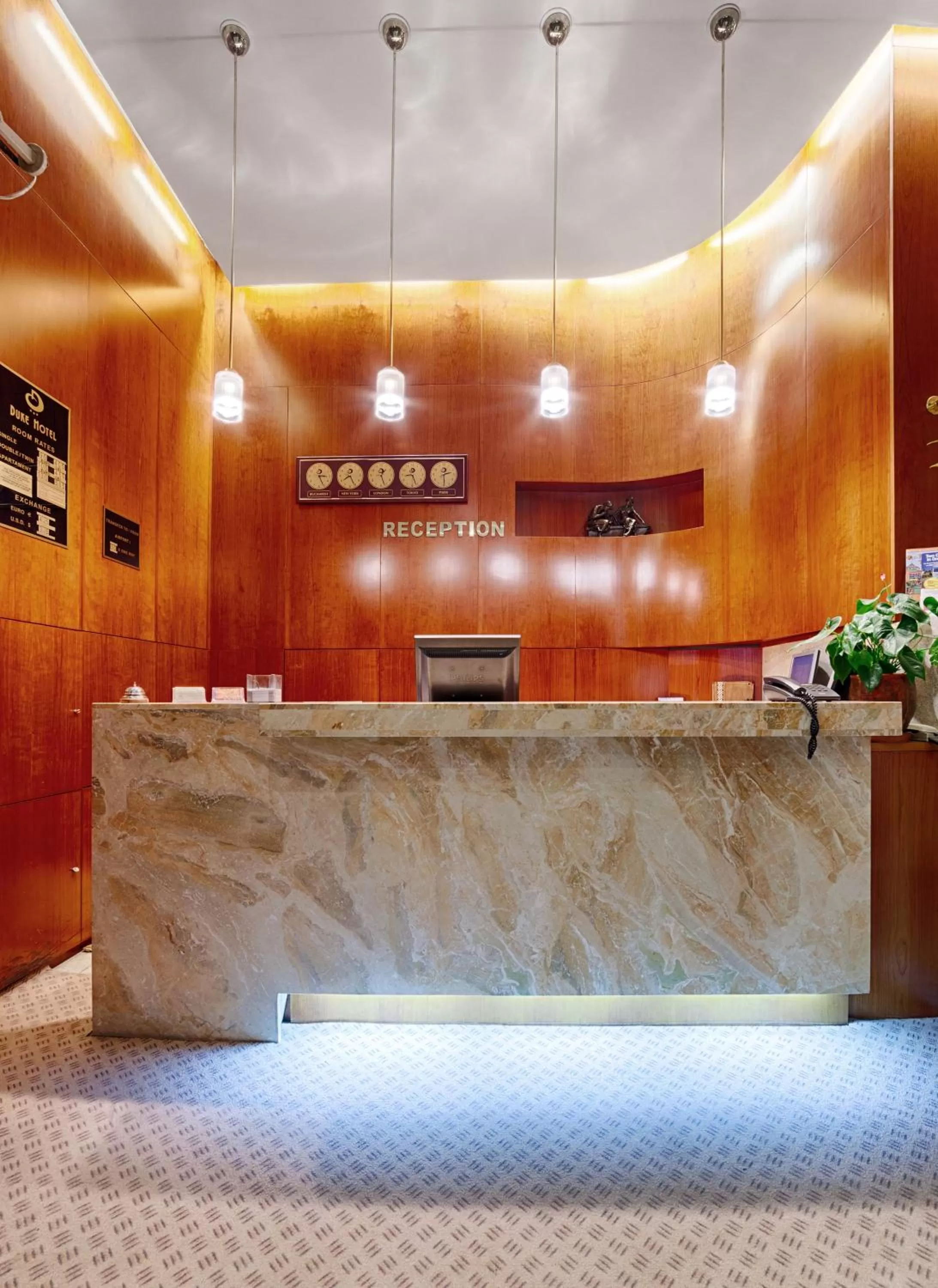 Lobby or reception in Hotel Duke Romana City Center