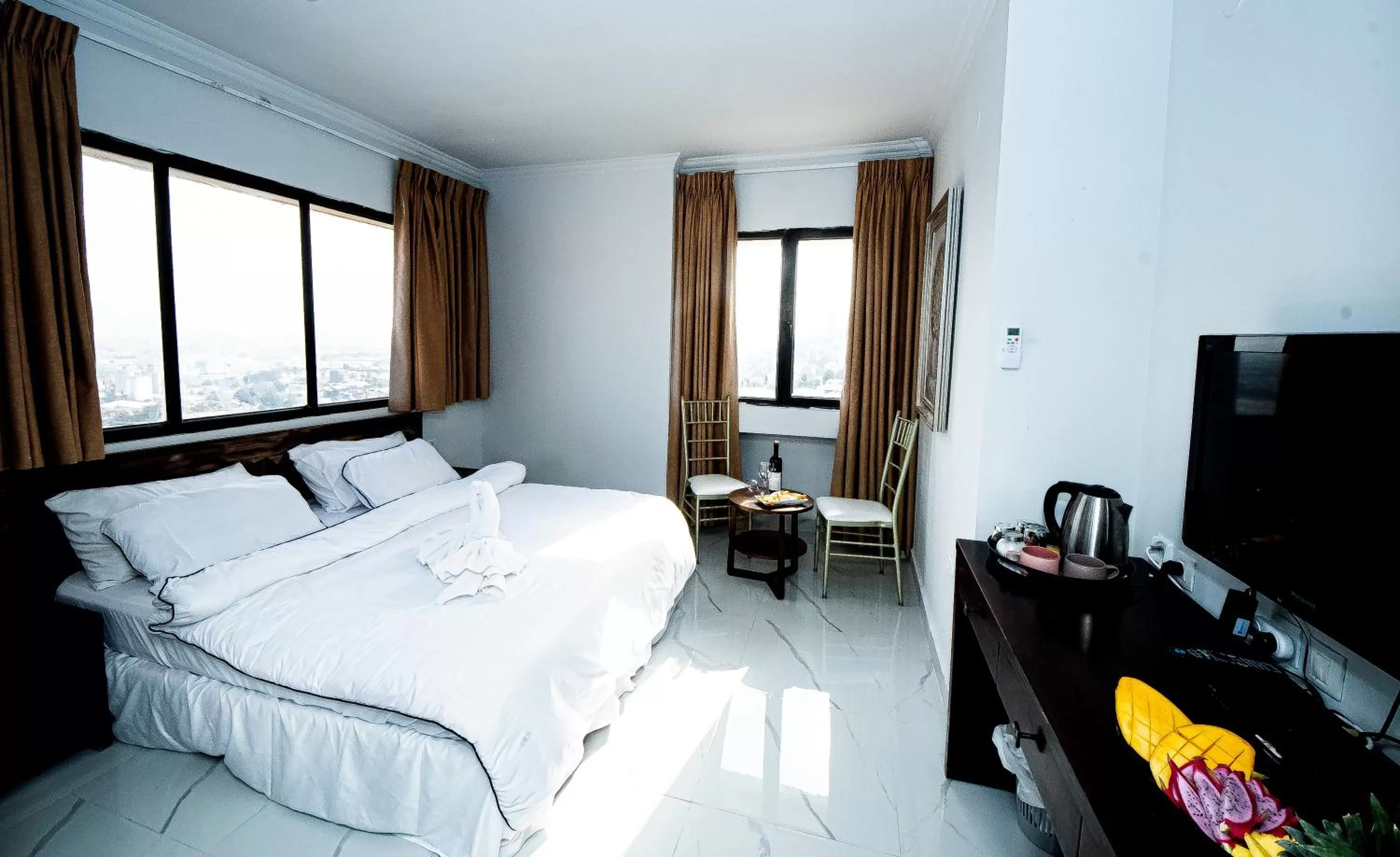 Bedroom, Bed in Haifa Peak