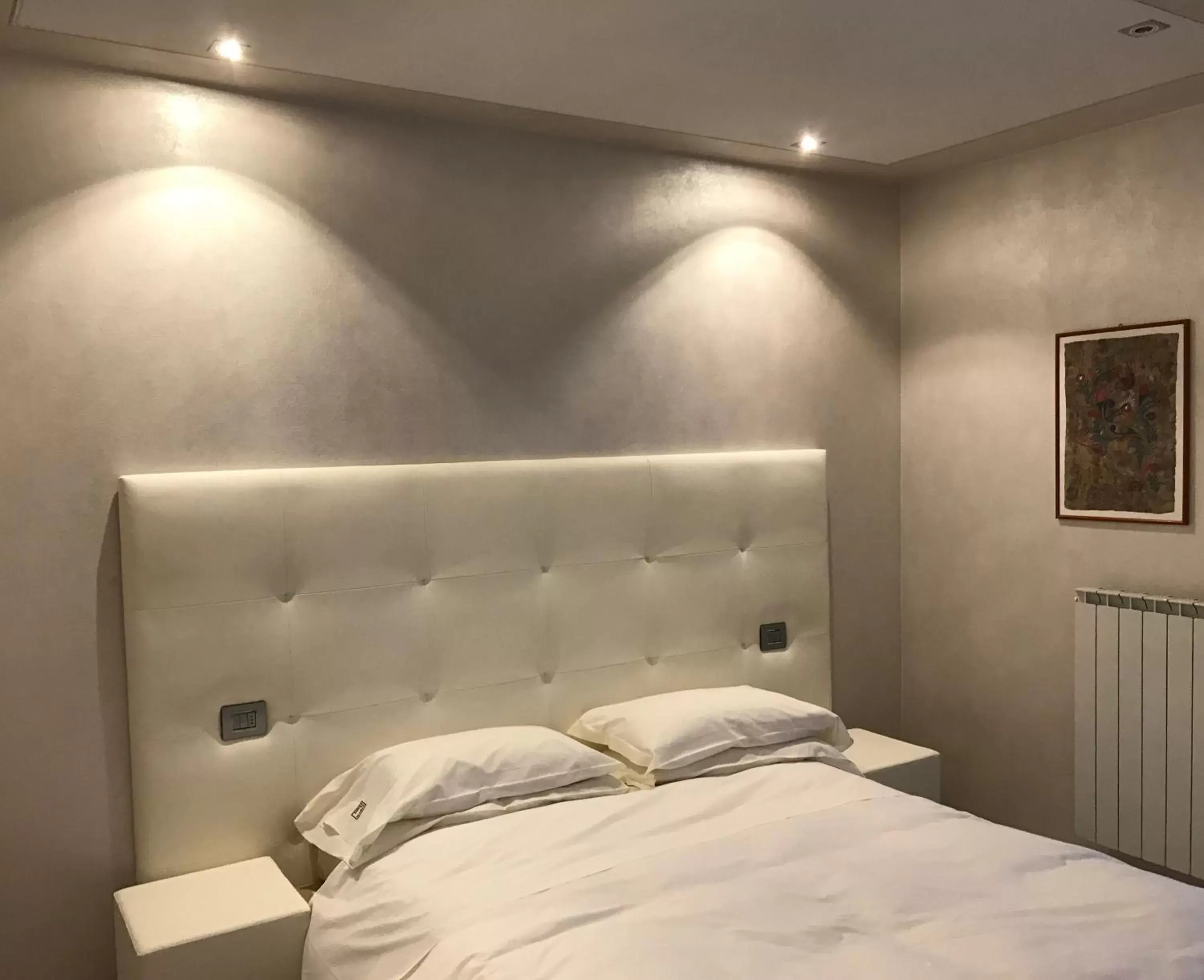 Superior Double or Twin Room with Lake View in Esprit D'Hotel Panoramico Superior Double or Twin Room with Lake View in Esprit D'Hotel Panoramico