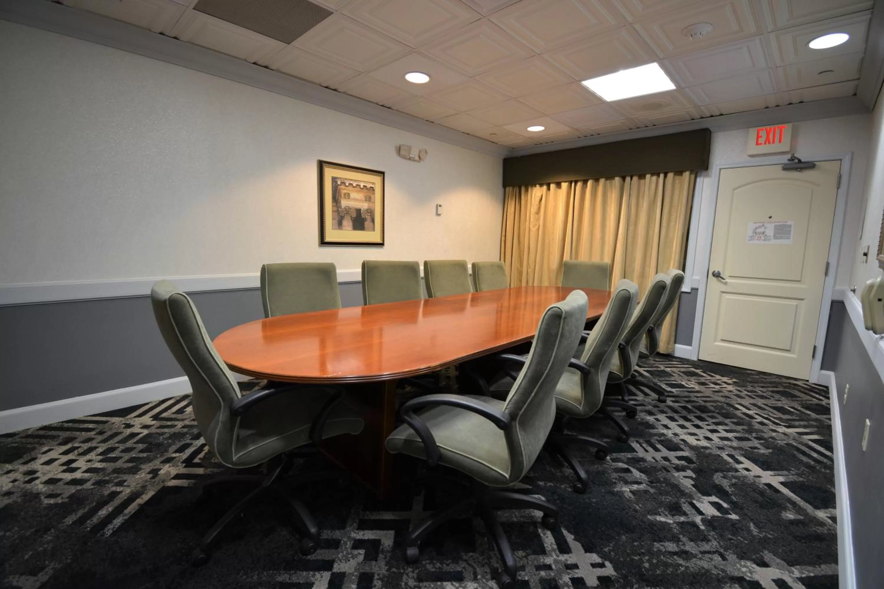 Meeting/conference room in Holiday Inn Hazlet by IHG