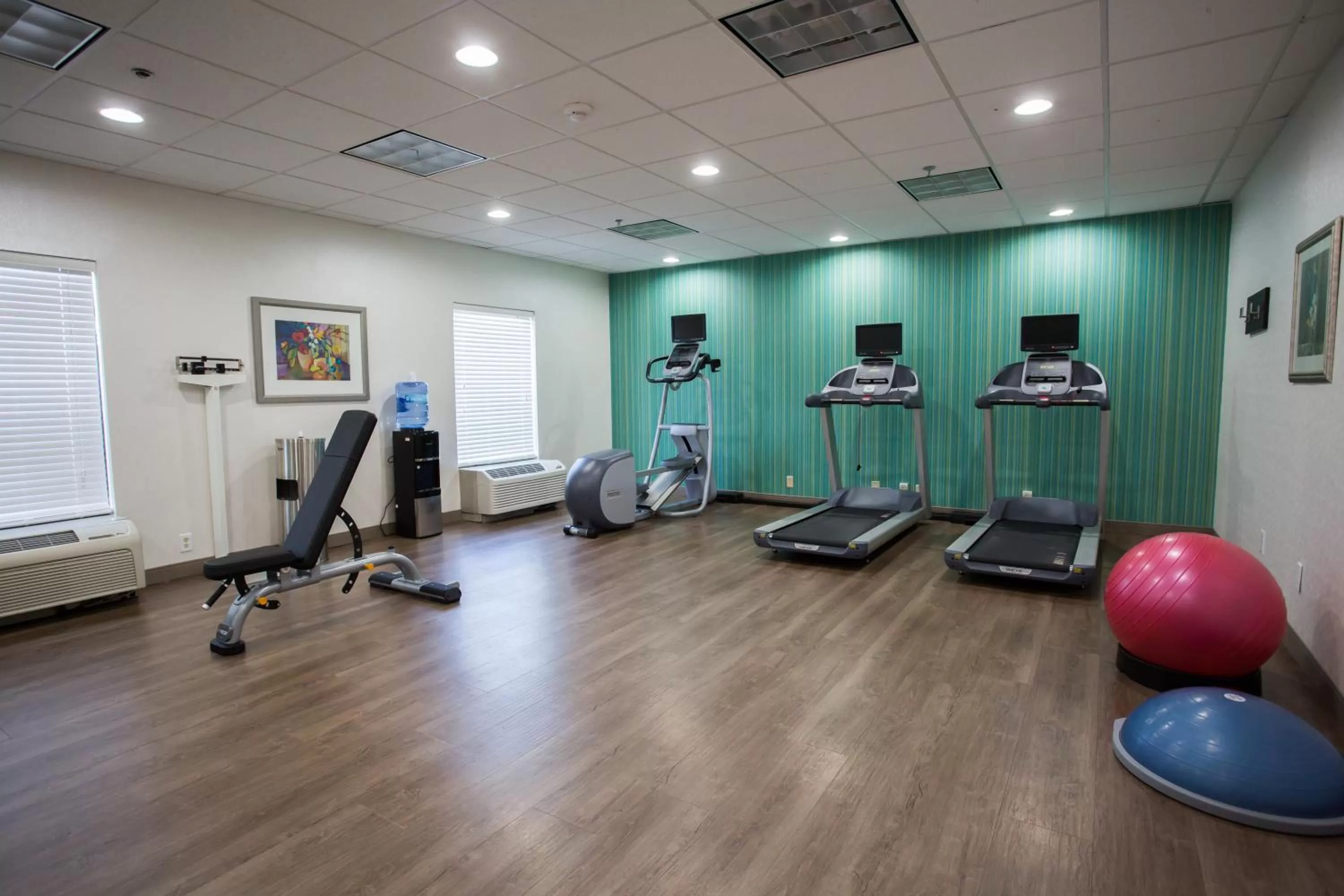 Spa and wellness centre/facilities in Holiday Inn Express Wilmington by IHG