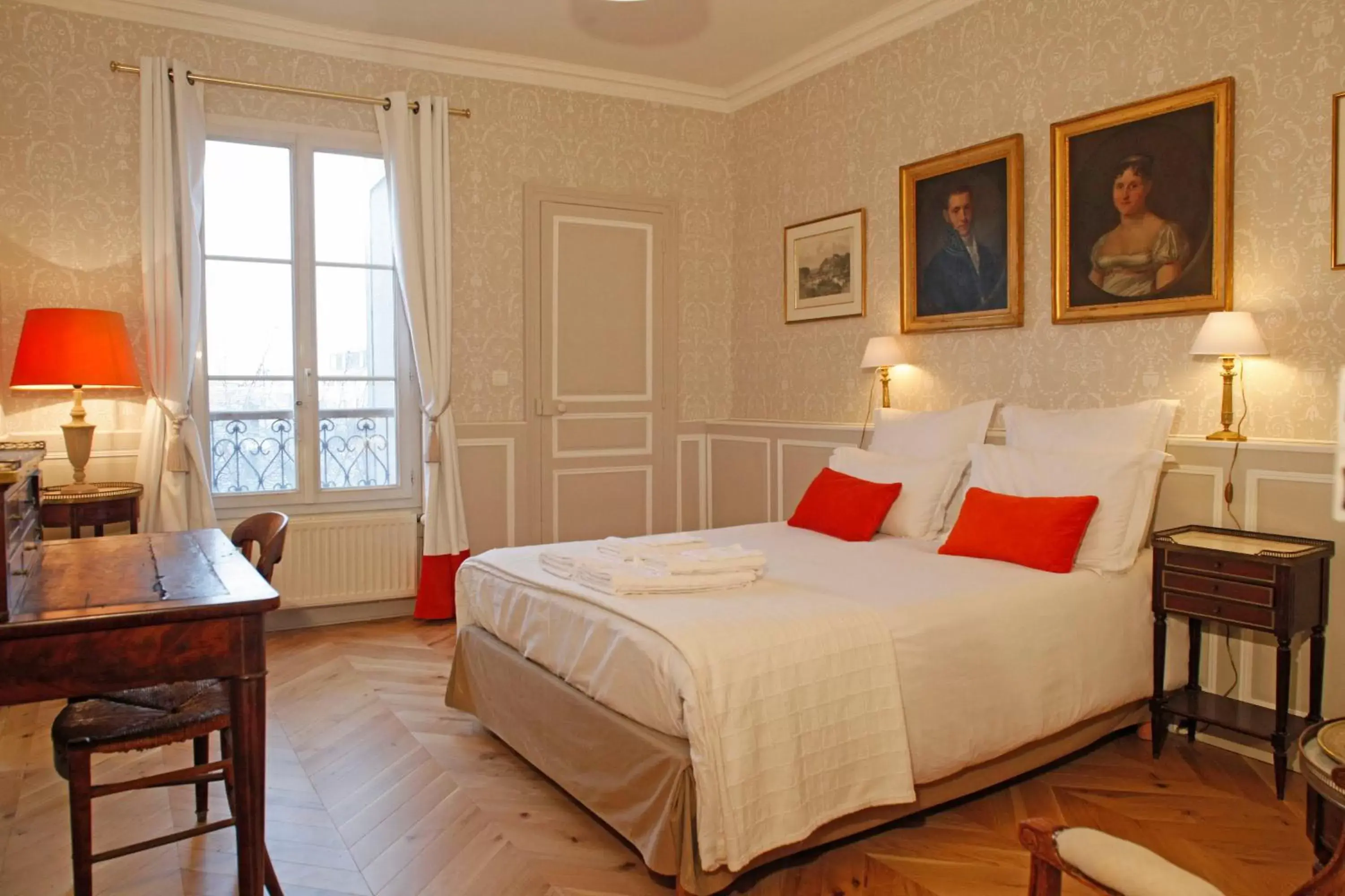 Double Room with Garden View - single occupancy in Les Chambres de Mathilde Double Room with Garden View - single occupancy in Les Chambres de Mathilde