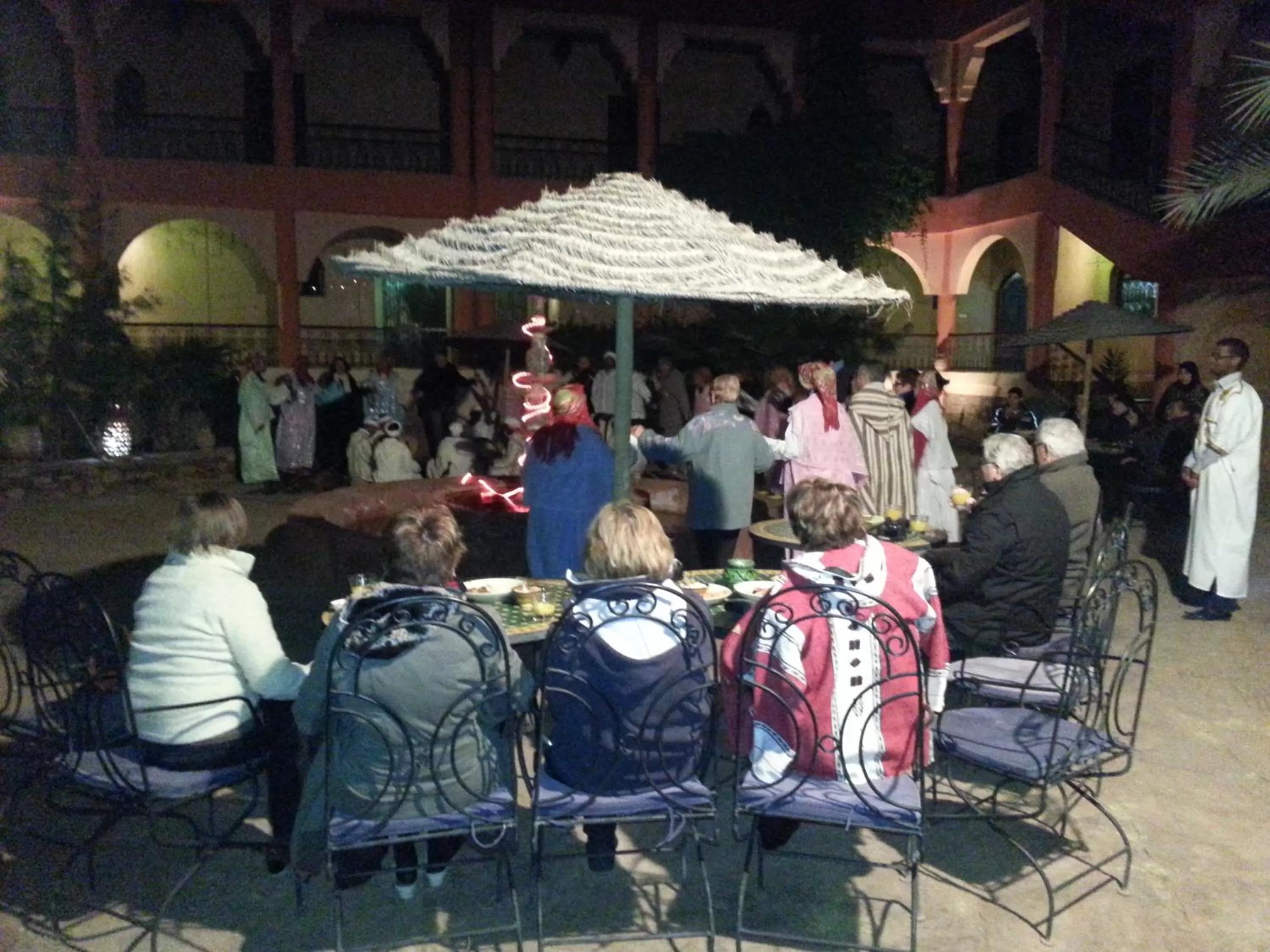 group of guests, Restaurant/Places to Eat in Kasbah Zitoune