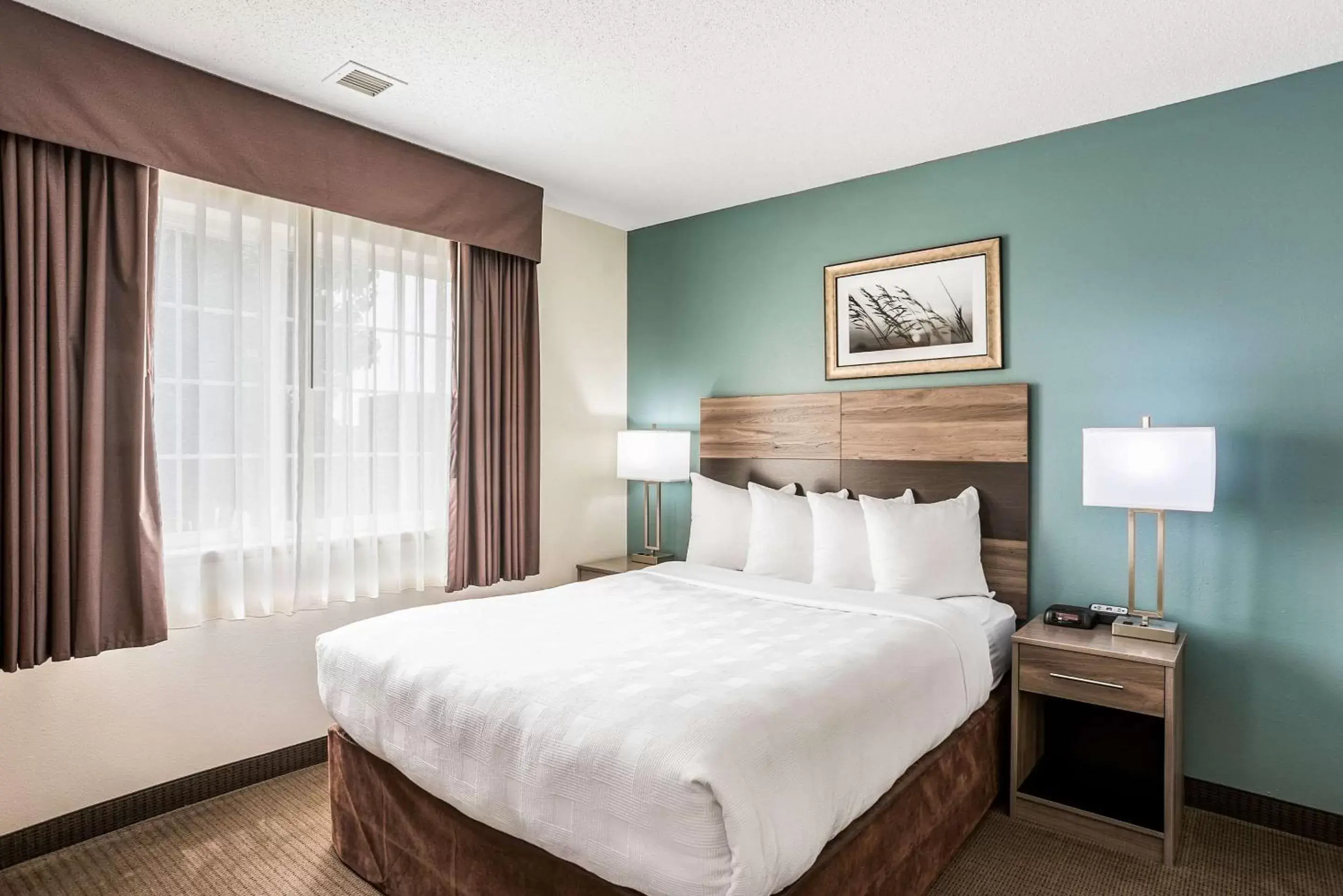 Suite with Two Queen Beds - Accessible/Non-Smoking in MainStay Suites Cedar Rapids North - Marion Suite with Two Queen Beds - Accessible/Non-Smoking in MainStay Suites Cedar Rapids North - Marion