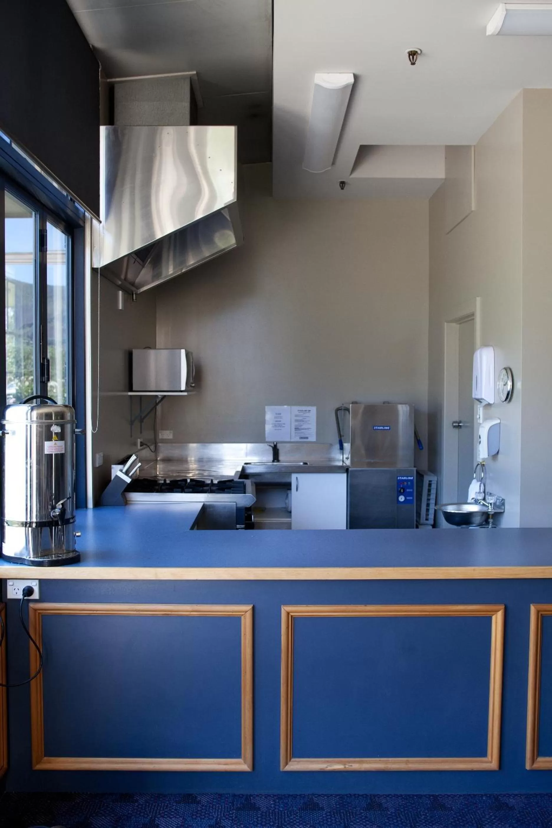 Kitchen or kitchenette in Wanaka Hotel