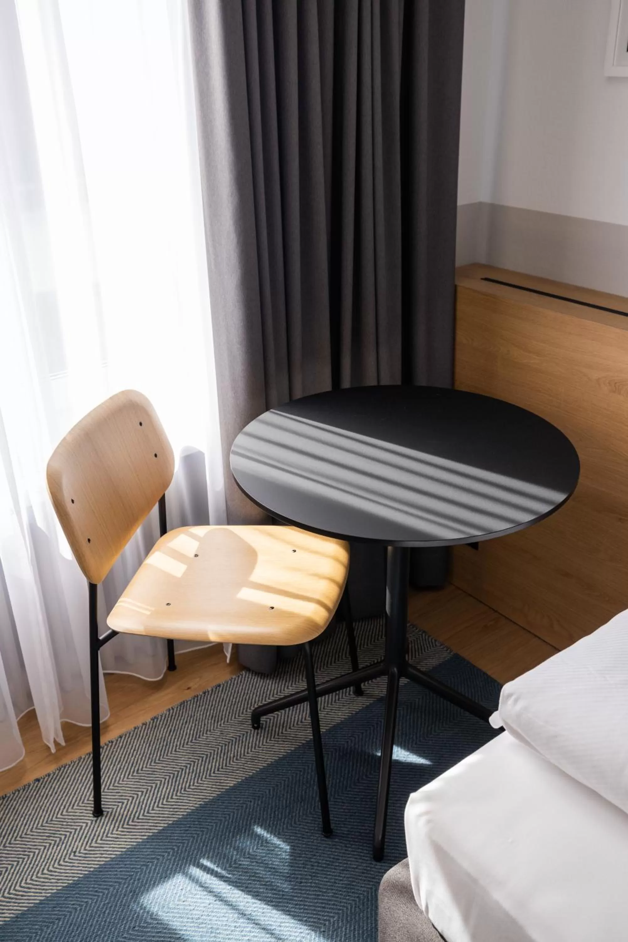 Bedroom, Bed in Fred Hotel Zürich Hauptbahnhof