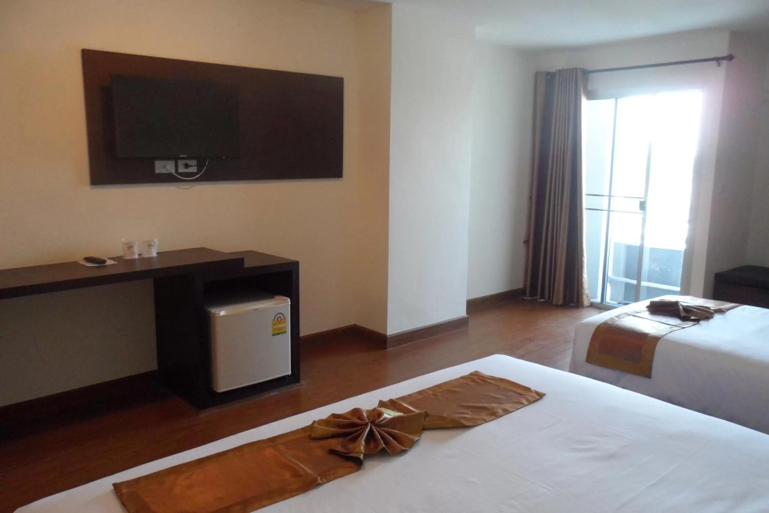 TV and multimedia, Bed in Pangviman Place Resotel SHA Plus