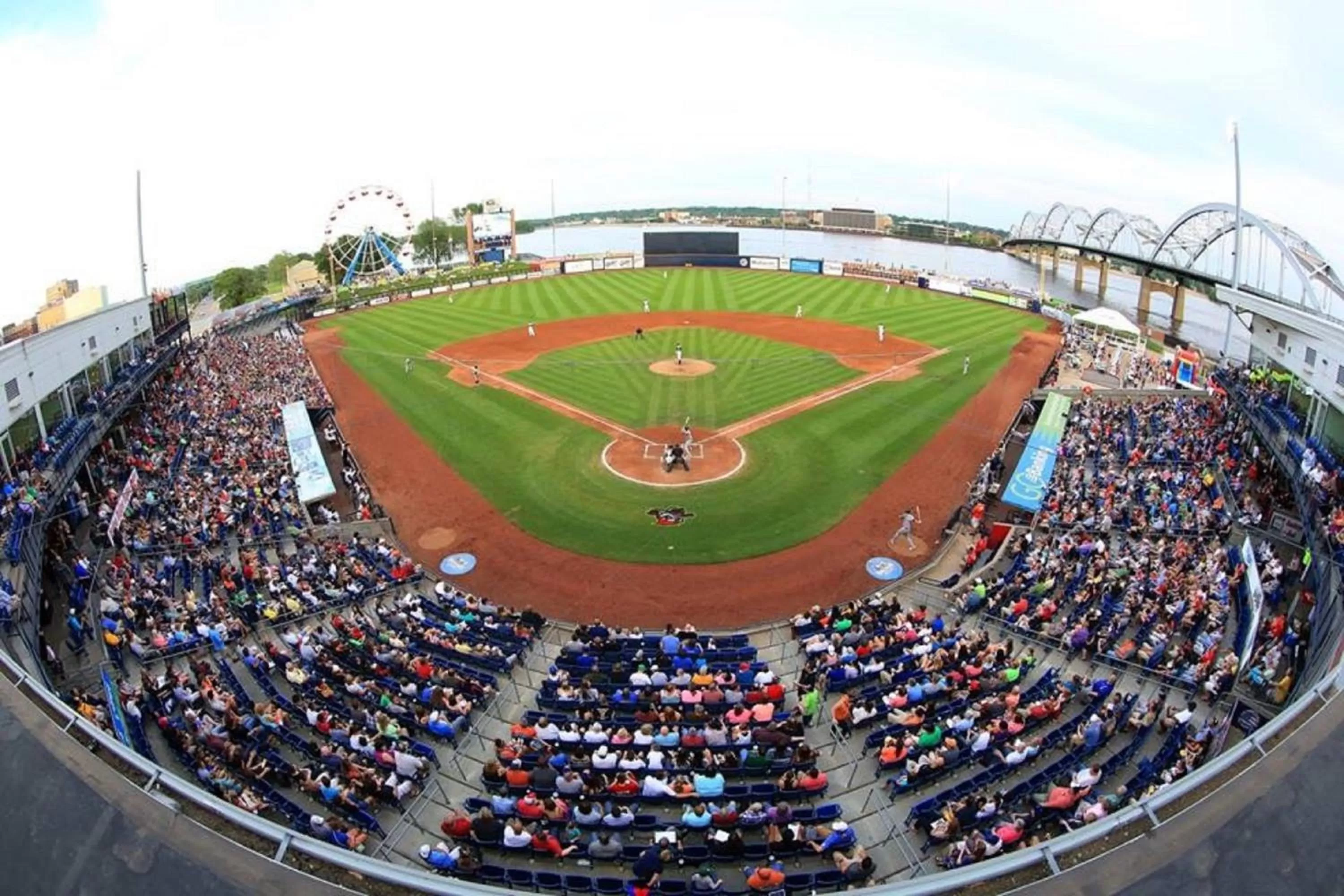 Nearby landmark in Holiday Inn Express Moline - Quad Cities Area by IHG