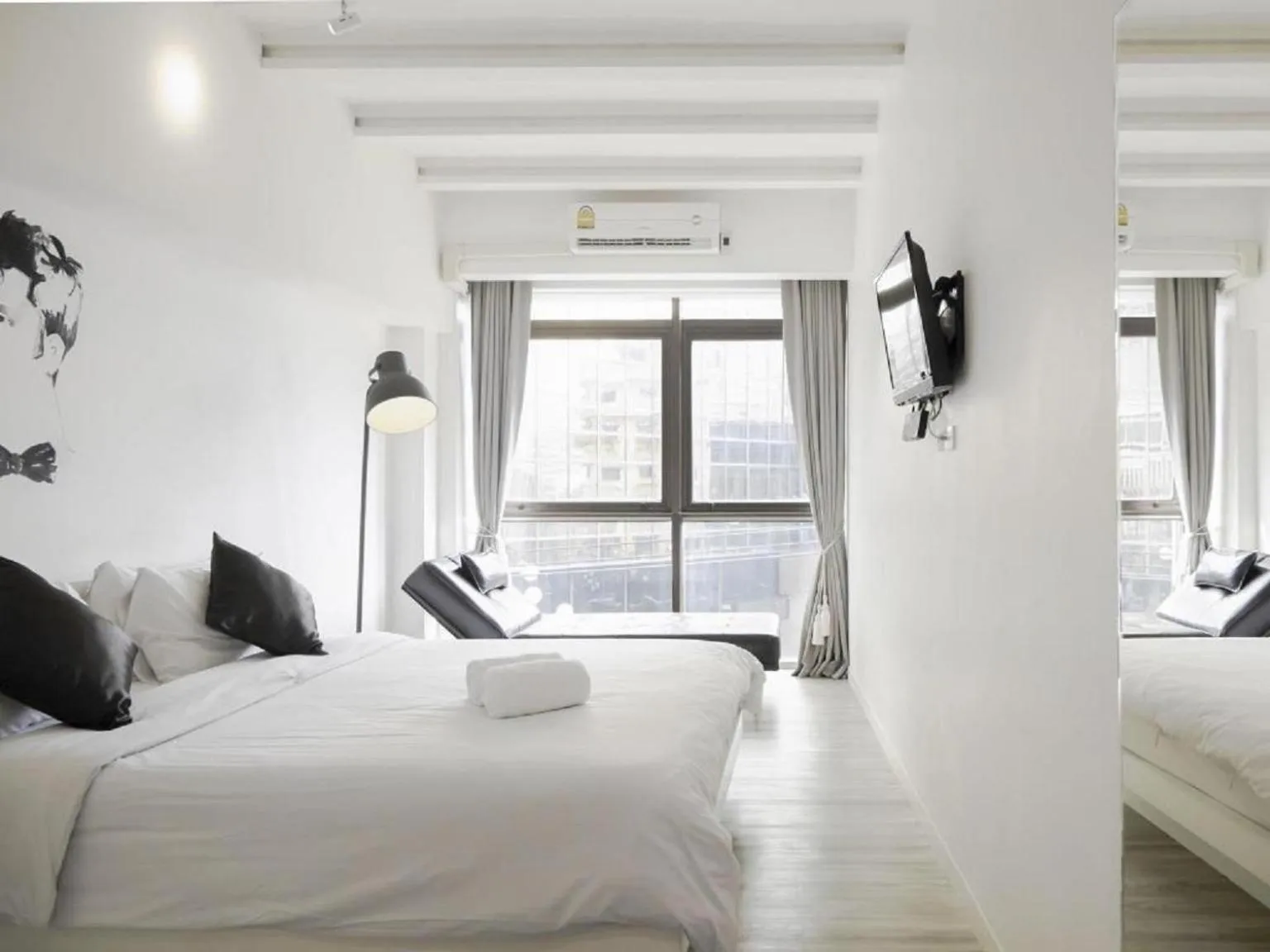 Photo of the whole room, Bed in 3Howw Hostel @ Sukhumvit 21