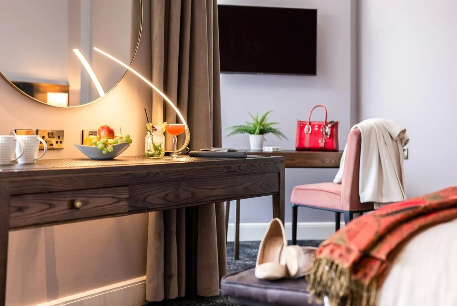 Bed in Dublin Skylon Hotel