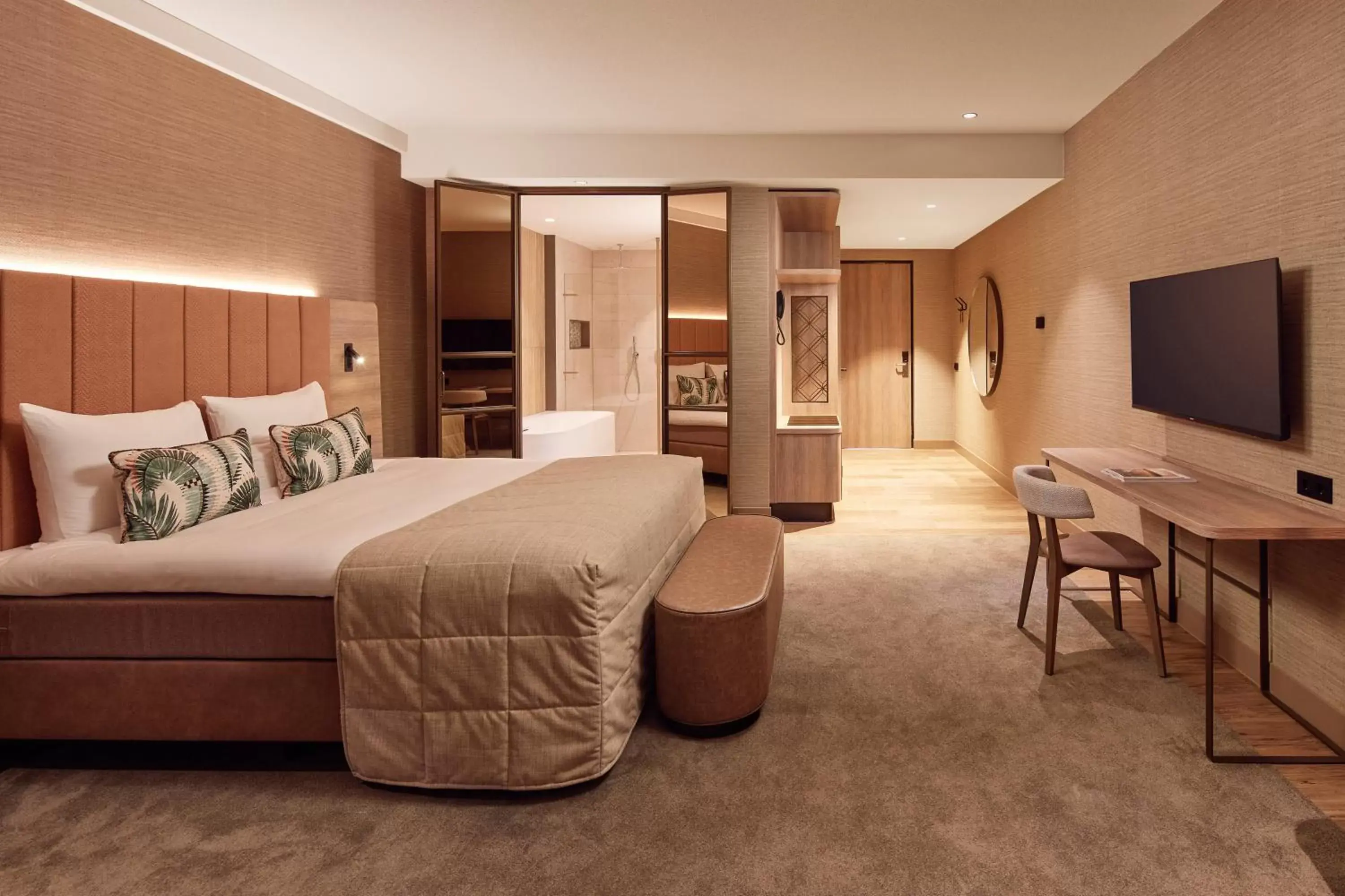 Deluxe Double Room with Garden View in Van der Valk Hotel Sneek Deluxe Double Room with Garden View in Van der Valk Hotel Sneek