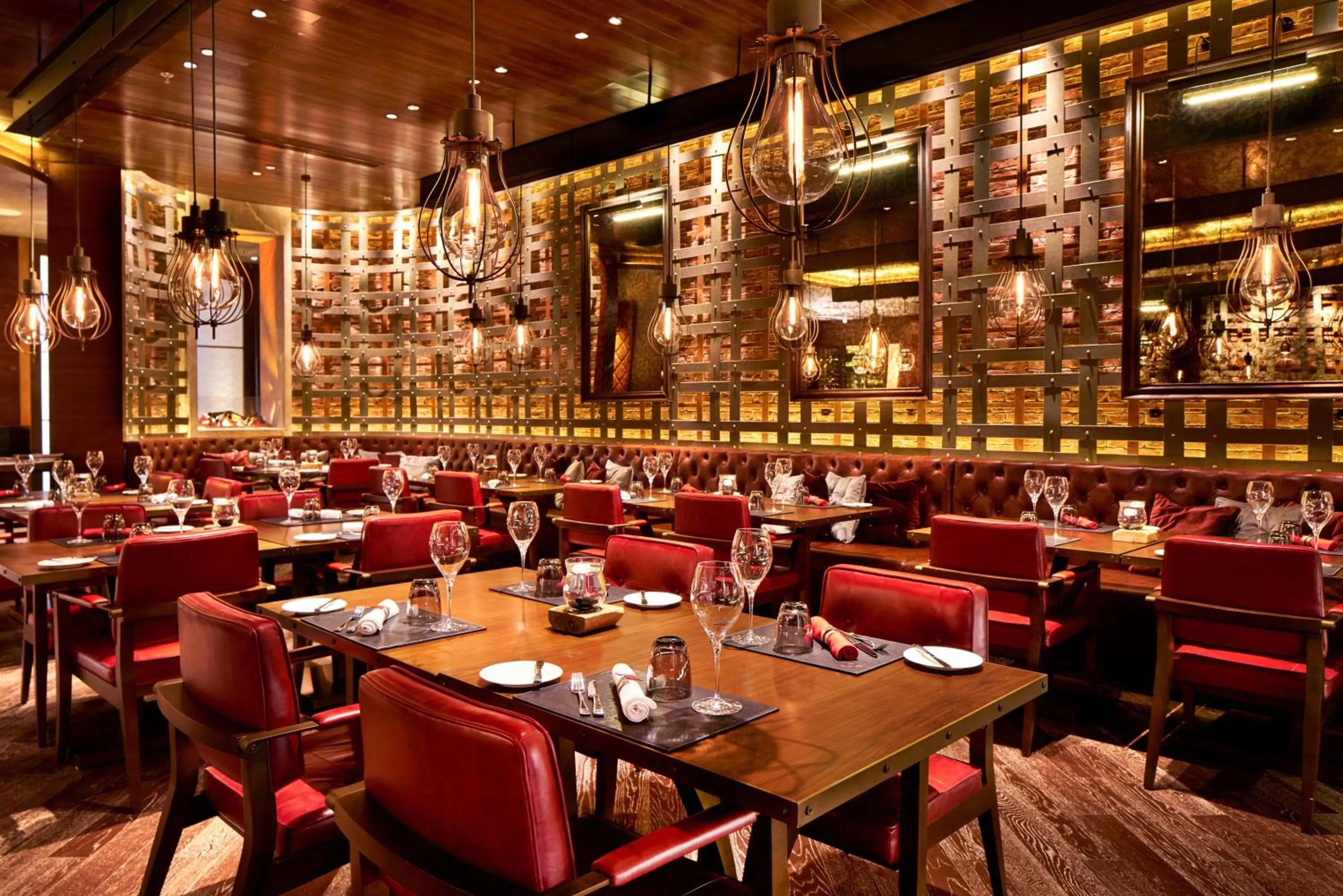 Restaurant/places to eat in Crowne Plaza Beijing Lido by IHG