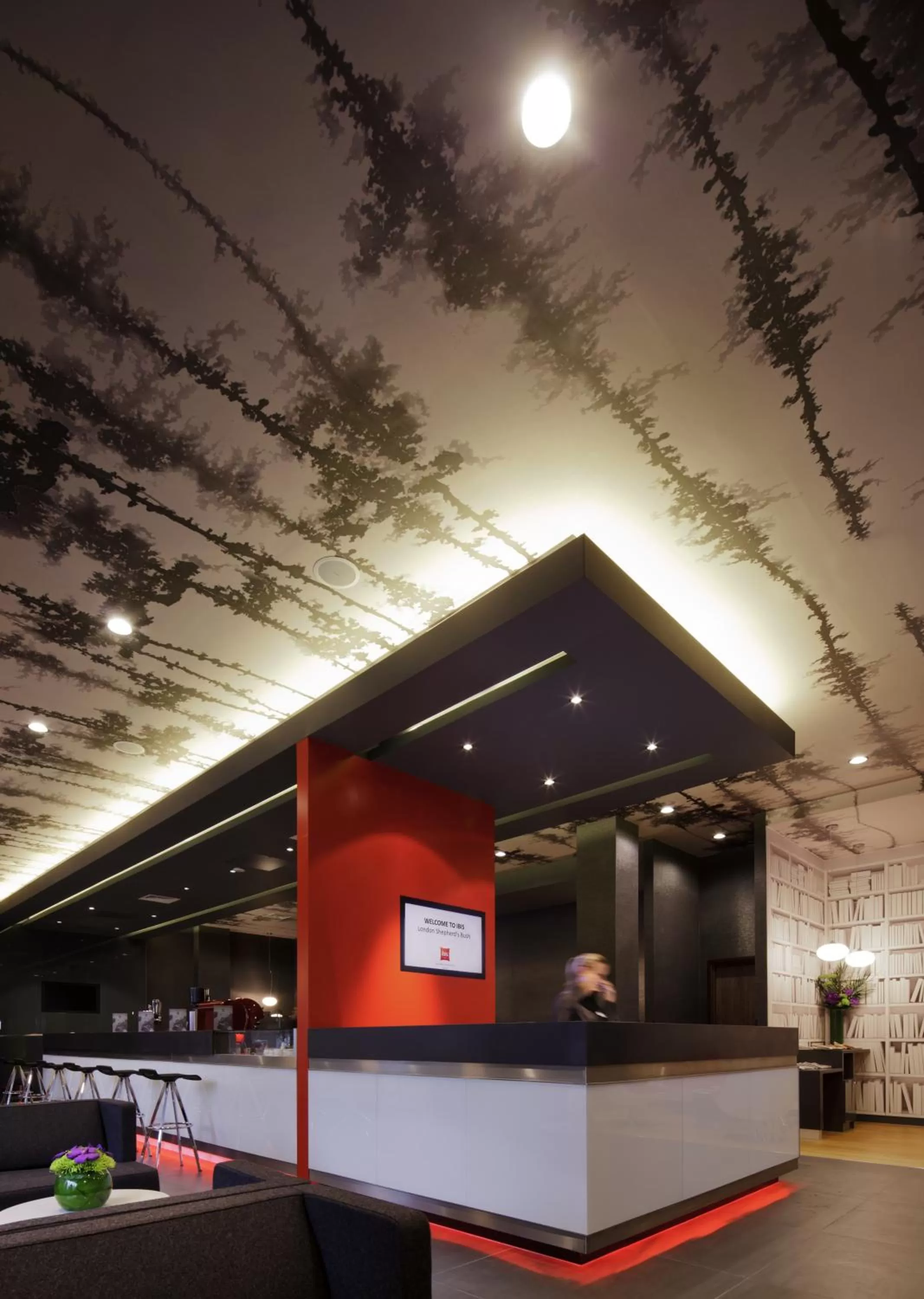 Lounge or bar in ibis London Shepherds Bush - Hammersmith