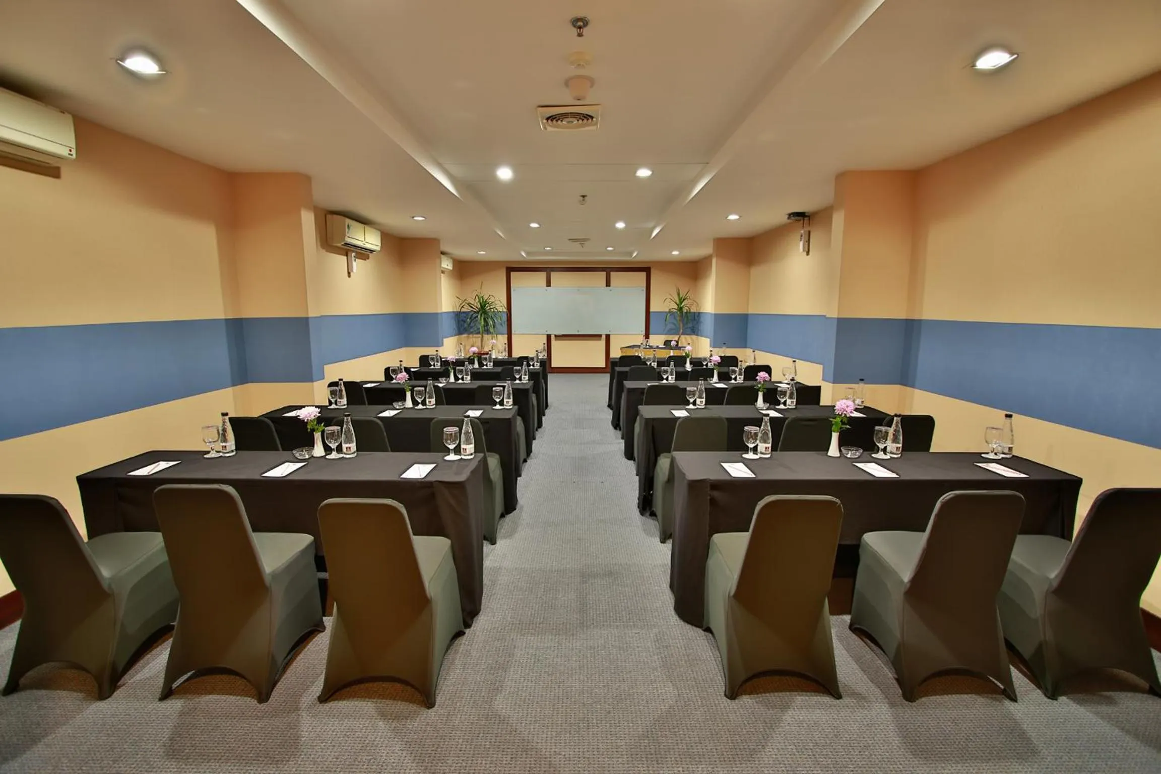Banquet/Function facilities in The Jayakarta Suites Bandung