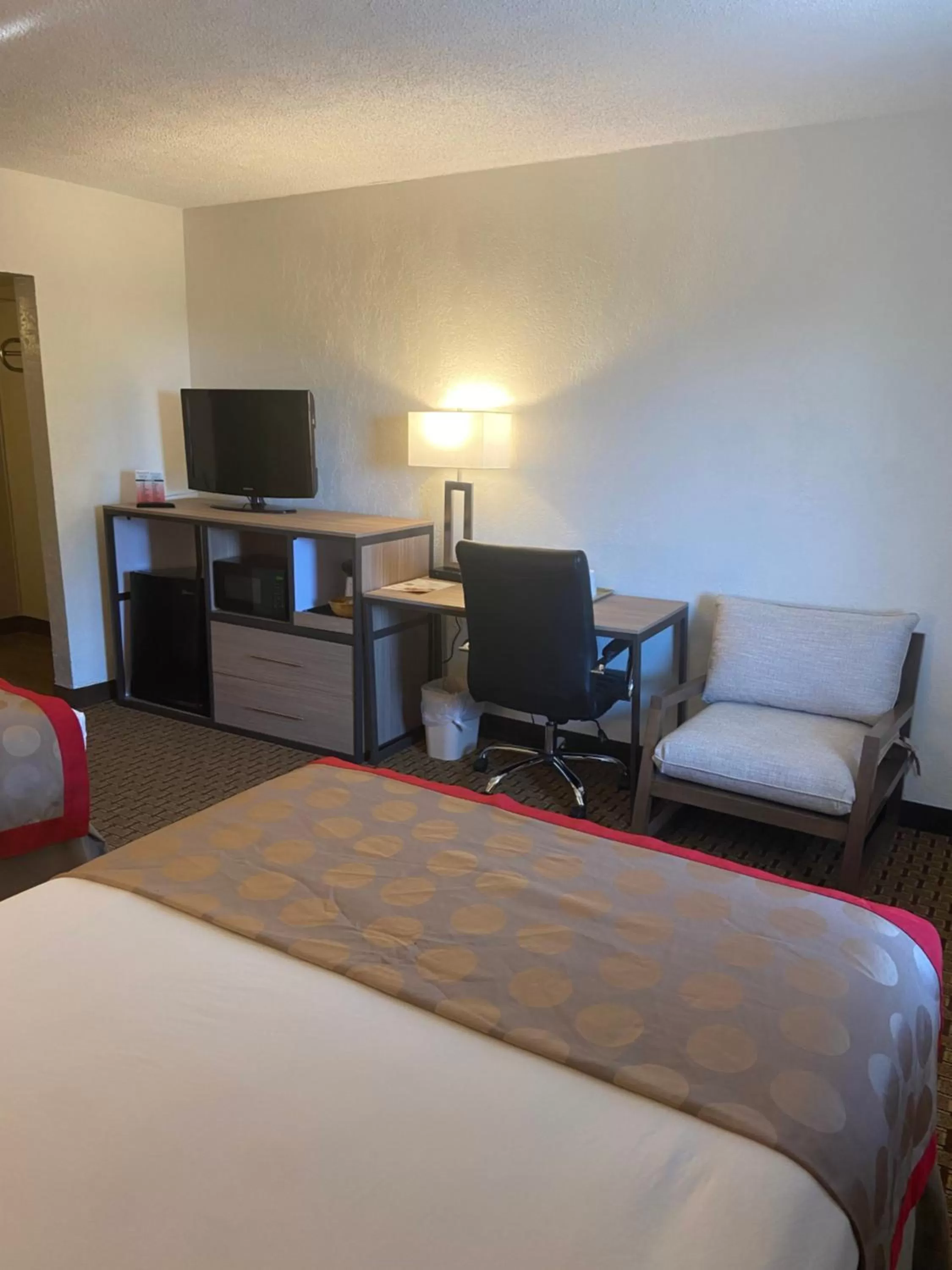 Bed in Ramada by Wyndham West Atlantic City