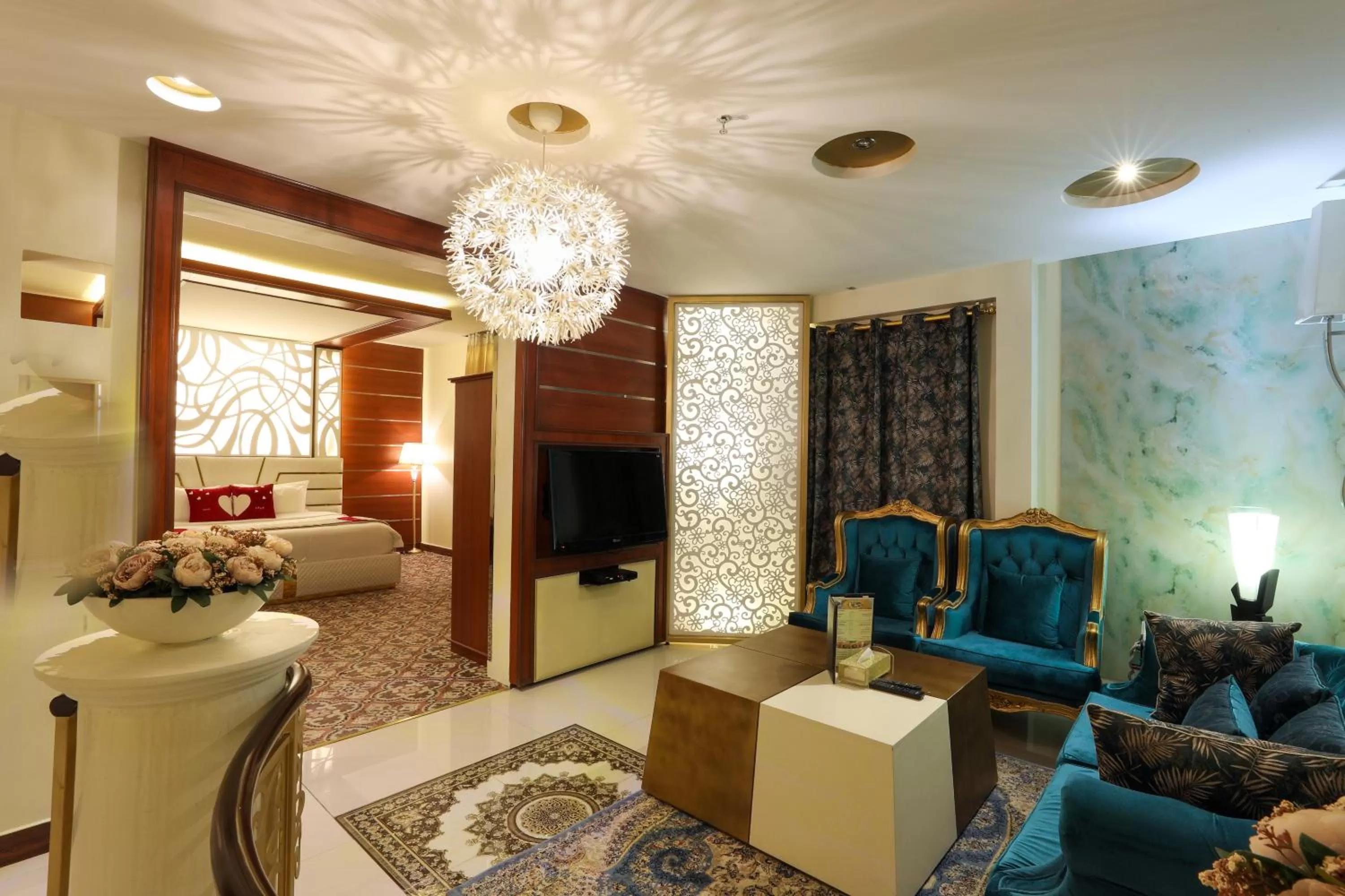 Living room in Meral Crown Hotel