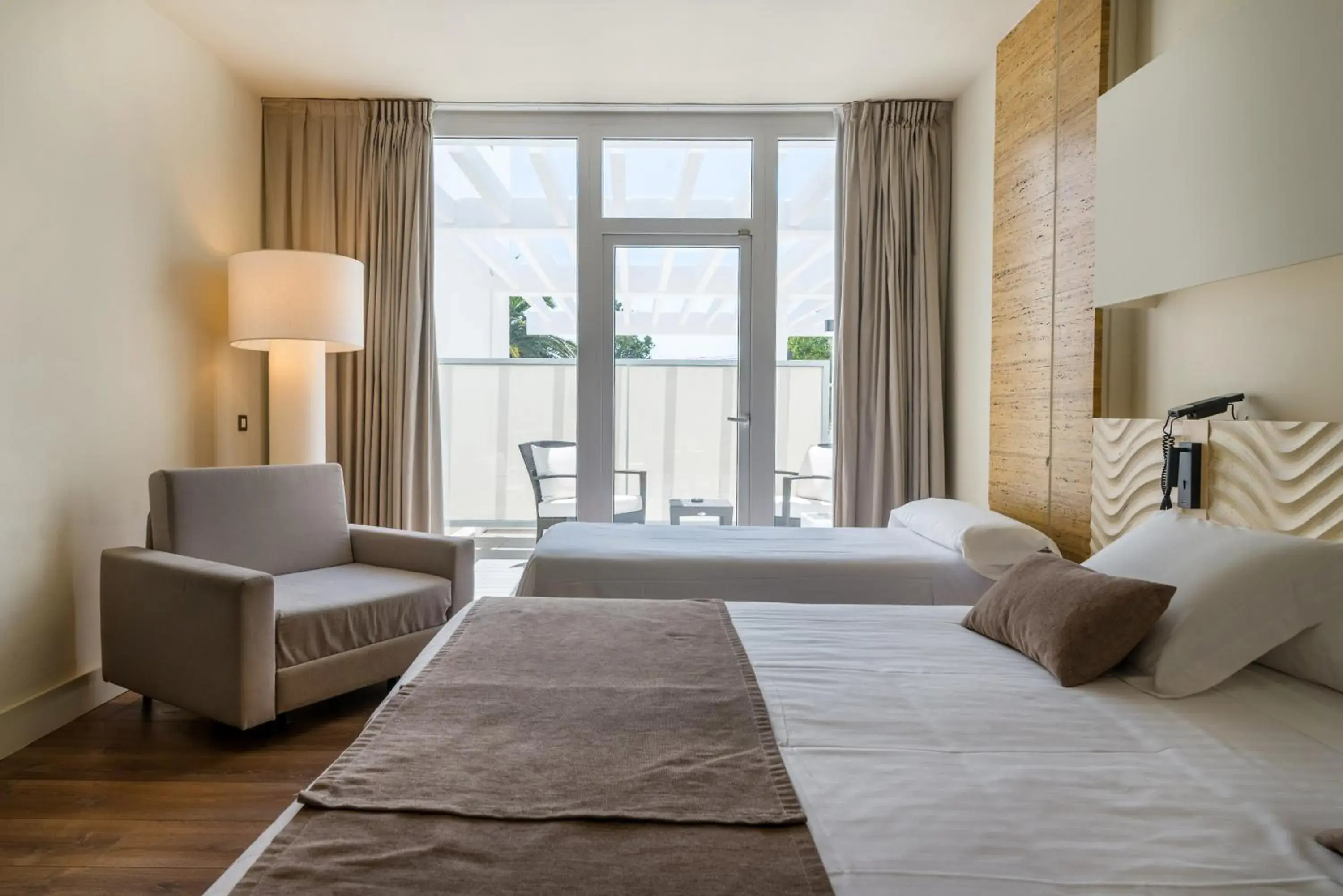 Premium Quadruple Room in Hotel Alga Premium Quadruple Room in Hotel Alga