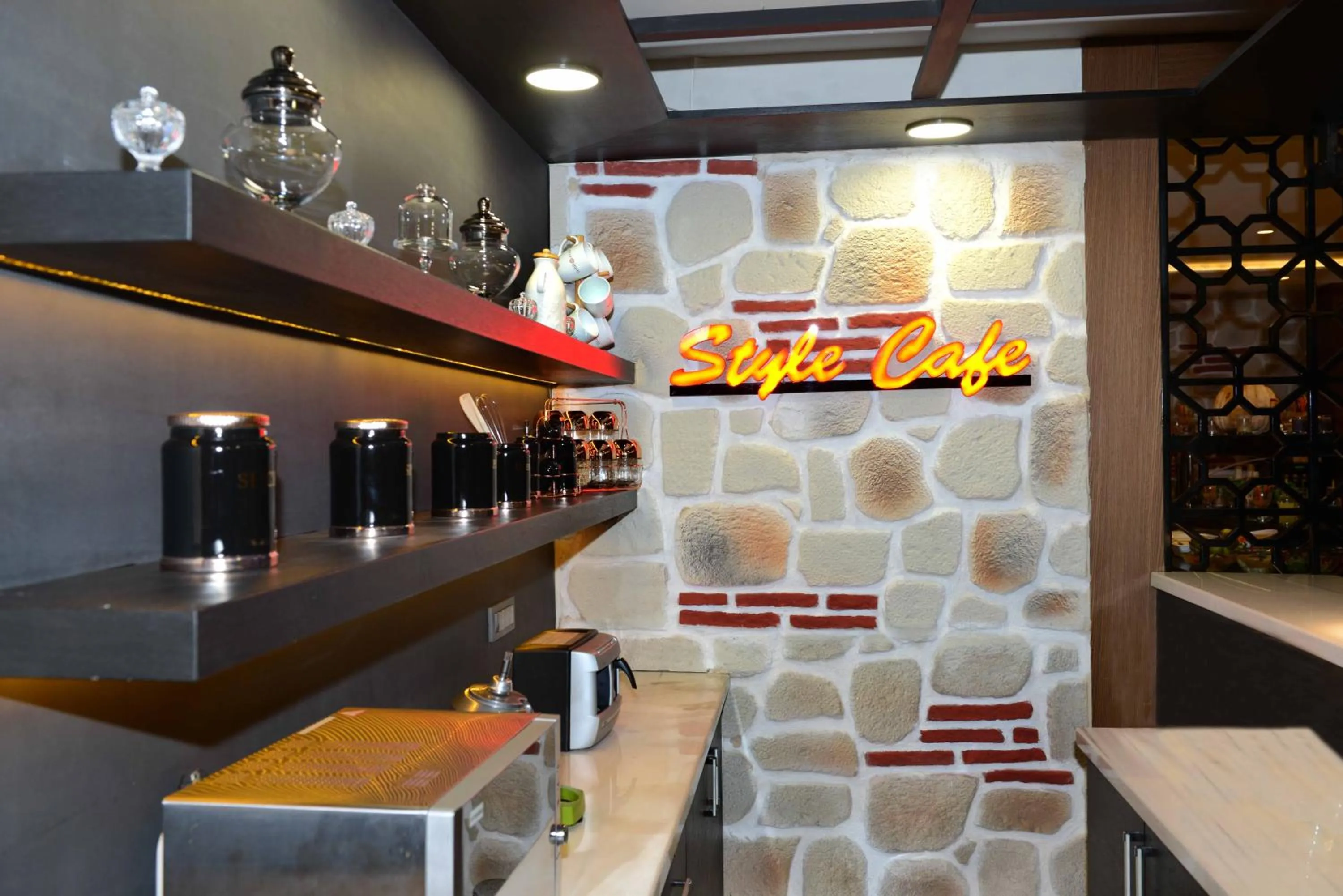 Lounge or bar in Style Hotel Sisli