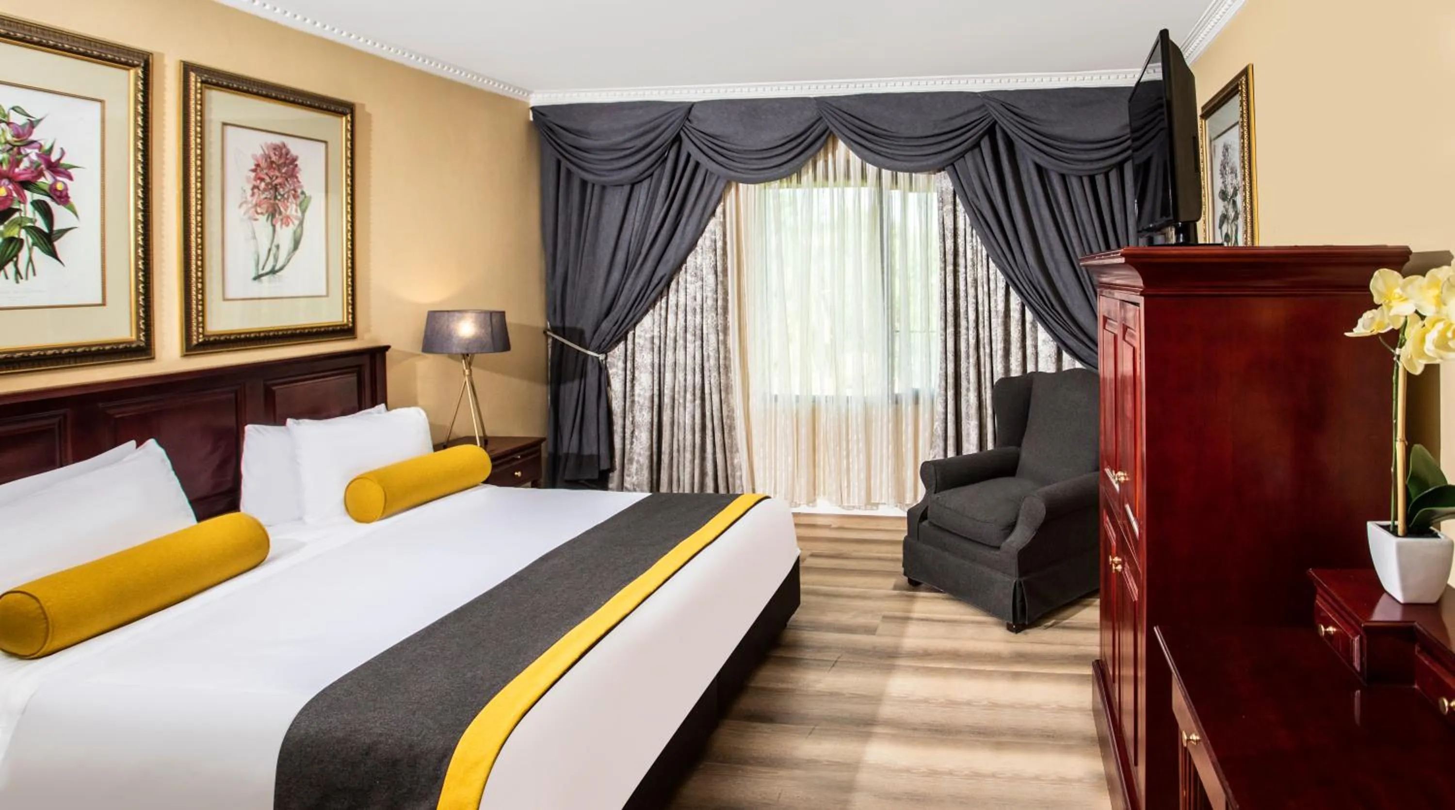 Bed in Avani Gaborone Resort & Casino