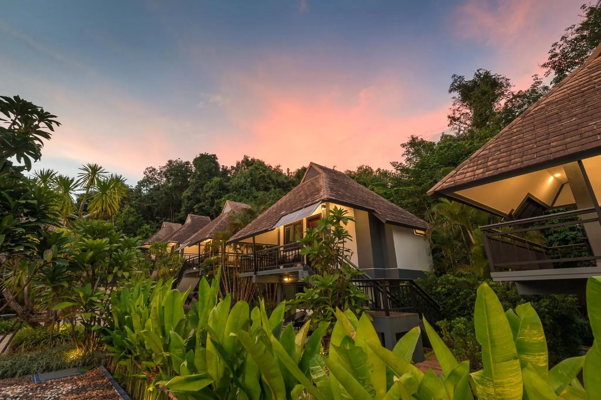 Property building in Loy Chalet