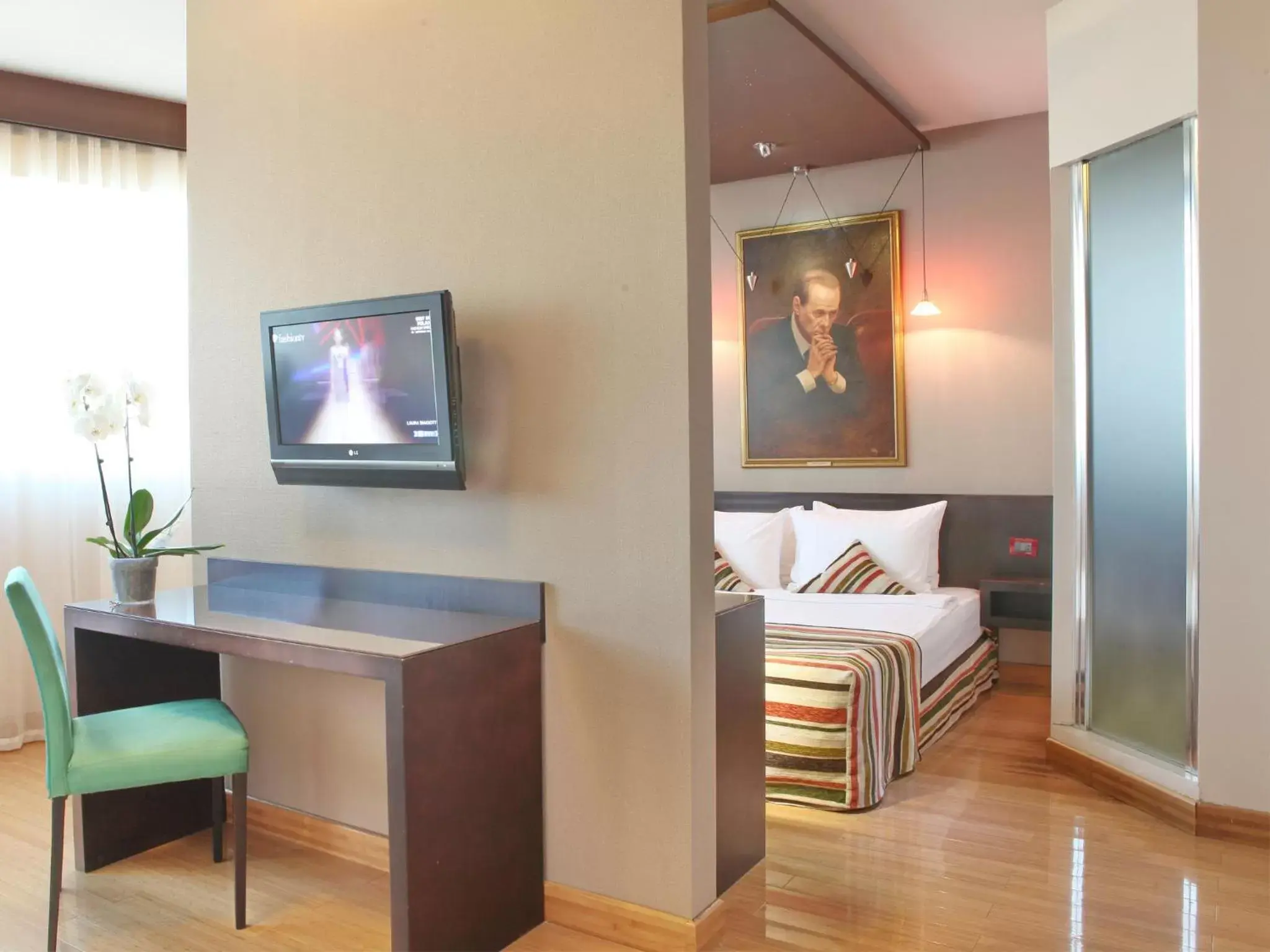 Junior Suite - single occupancy in Design Hotel Mr President Junior Suite - single occupancy in Design Hotel Mr President