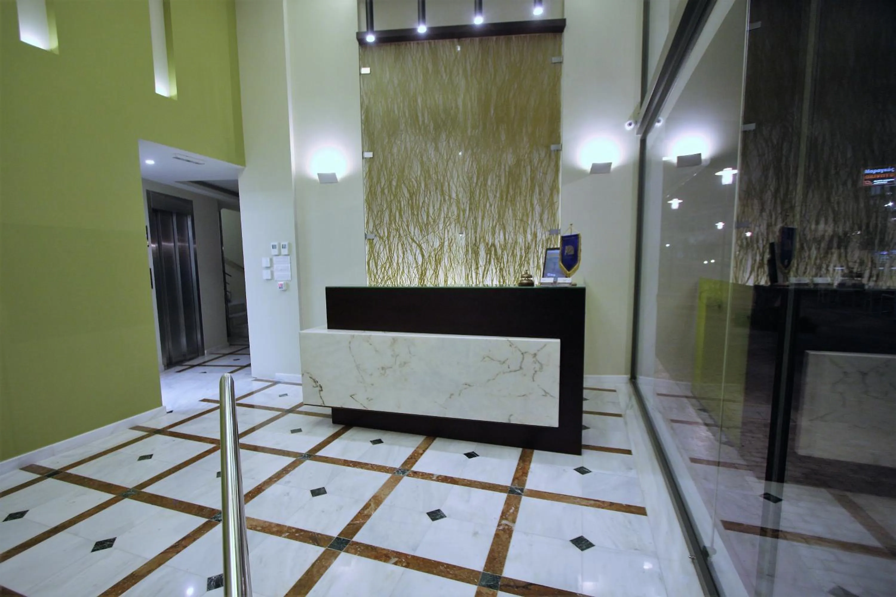 Night in Morfeas Hotel