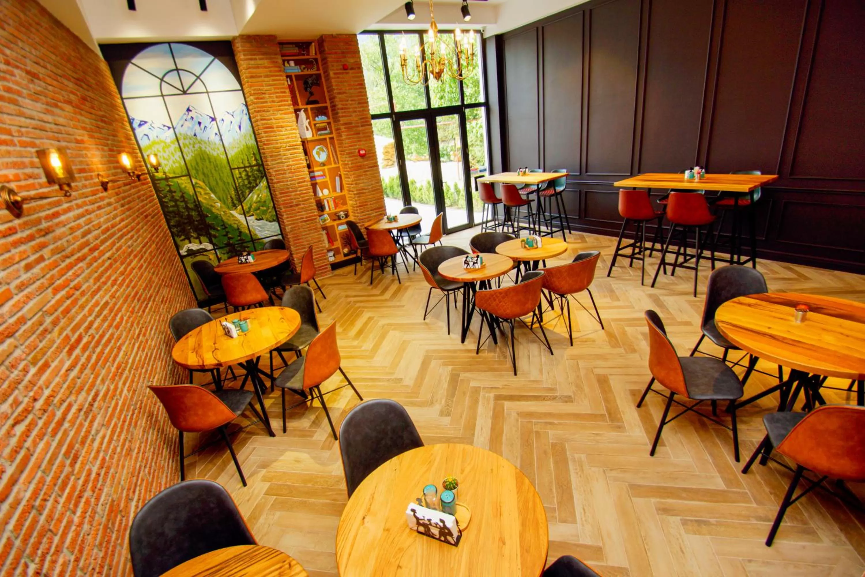 Restaurant/Places to Eat in Borjomi Bridge Hotel