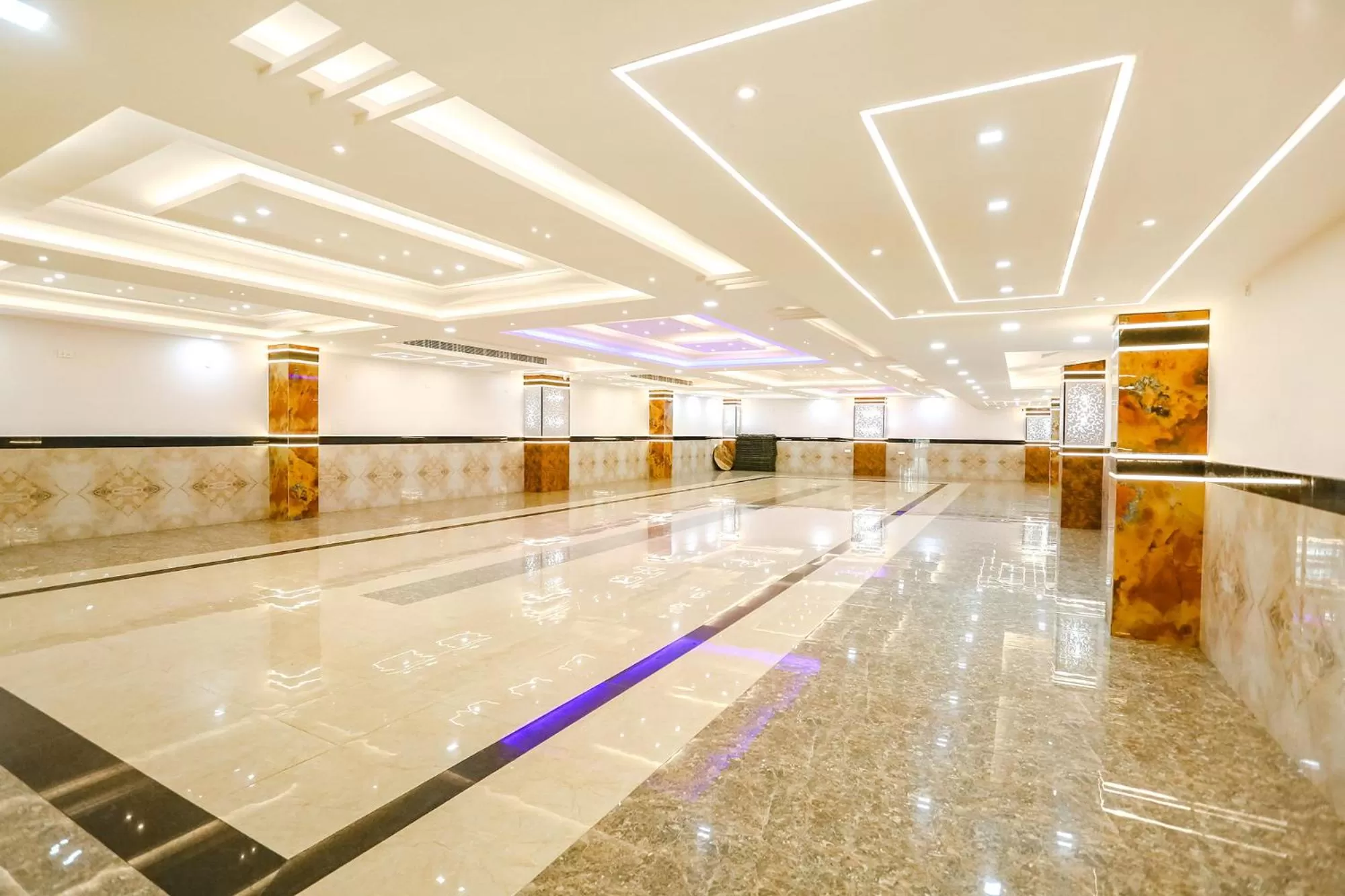Banquet/Function facilities in FabHotel KS Grand