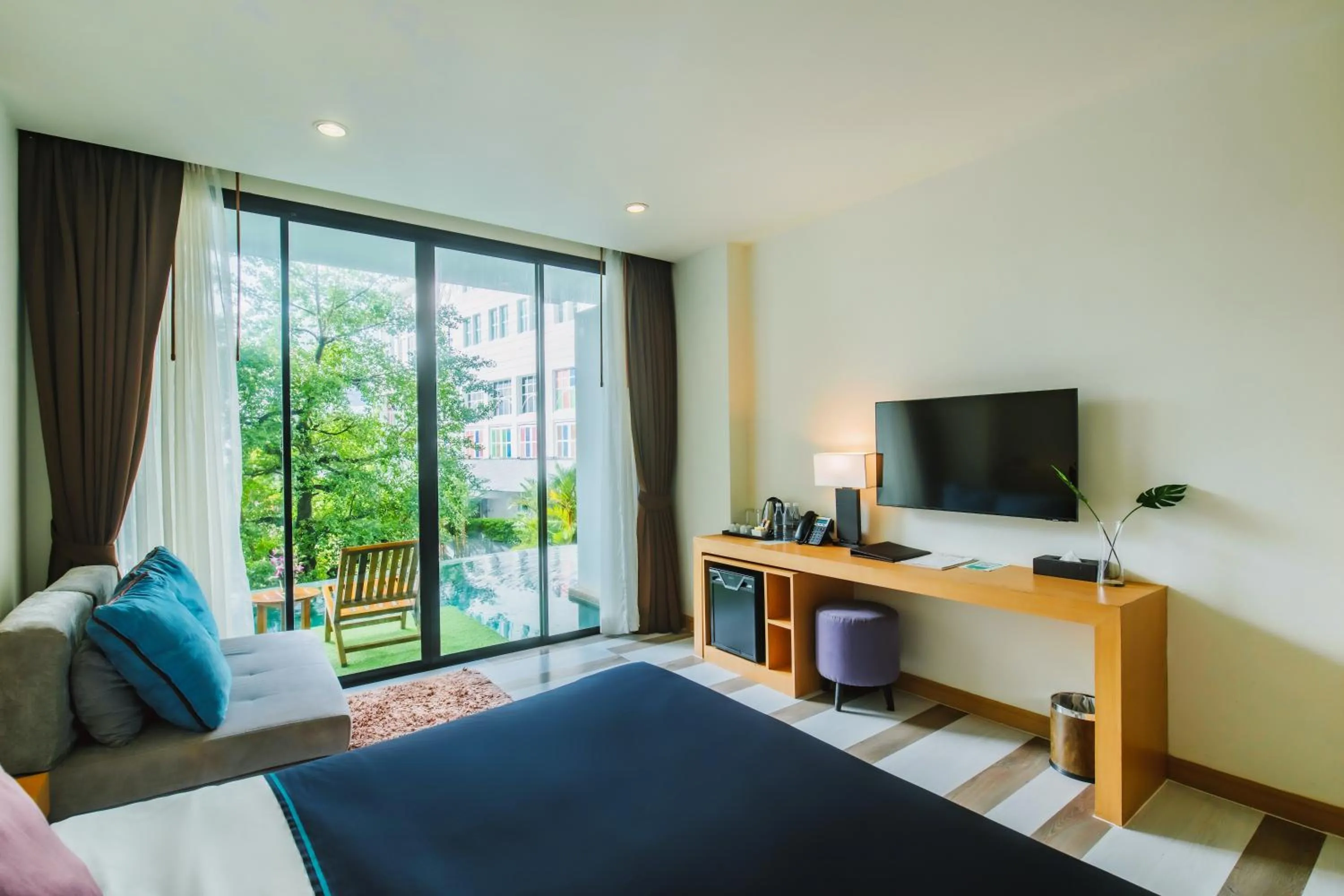 Bed in The Lunar Patong