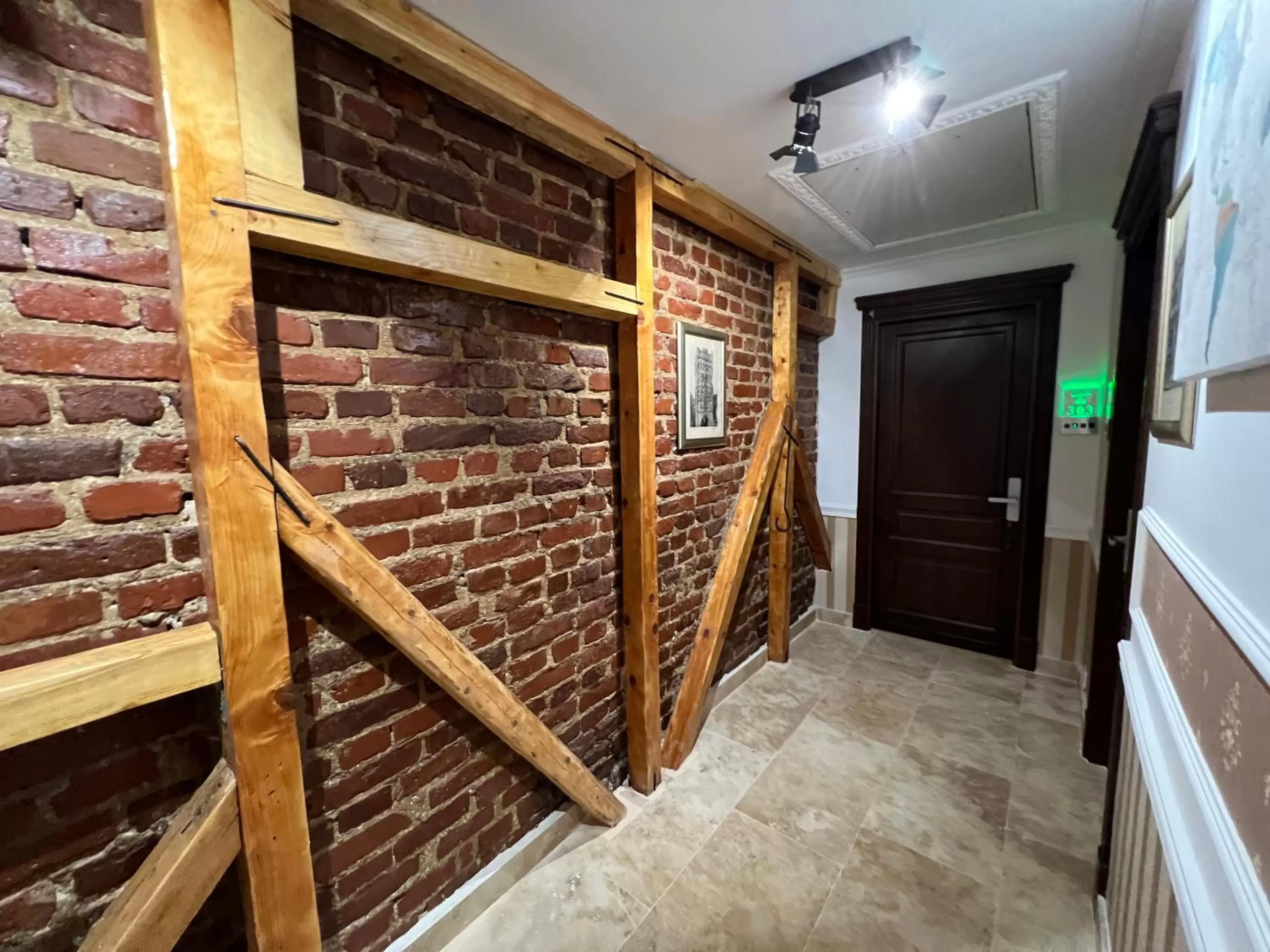 Lobby or reception in Hotel Boutique Cathedral Plaza Residences room for rent downtown