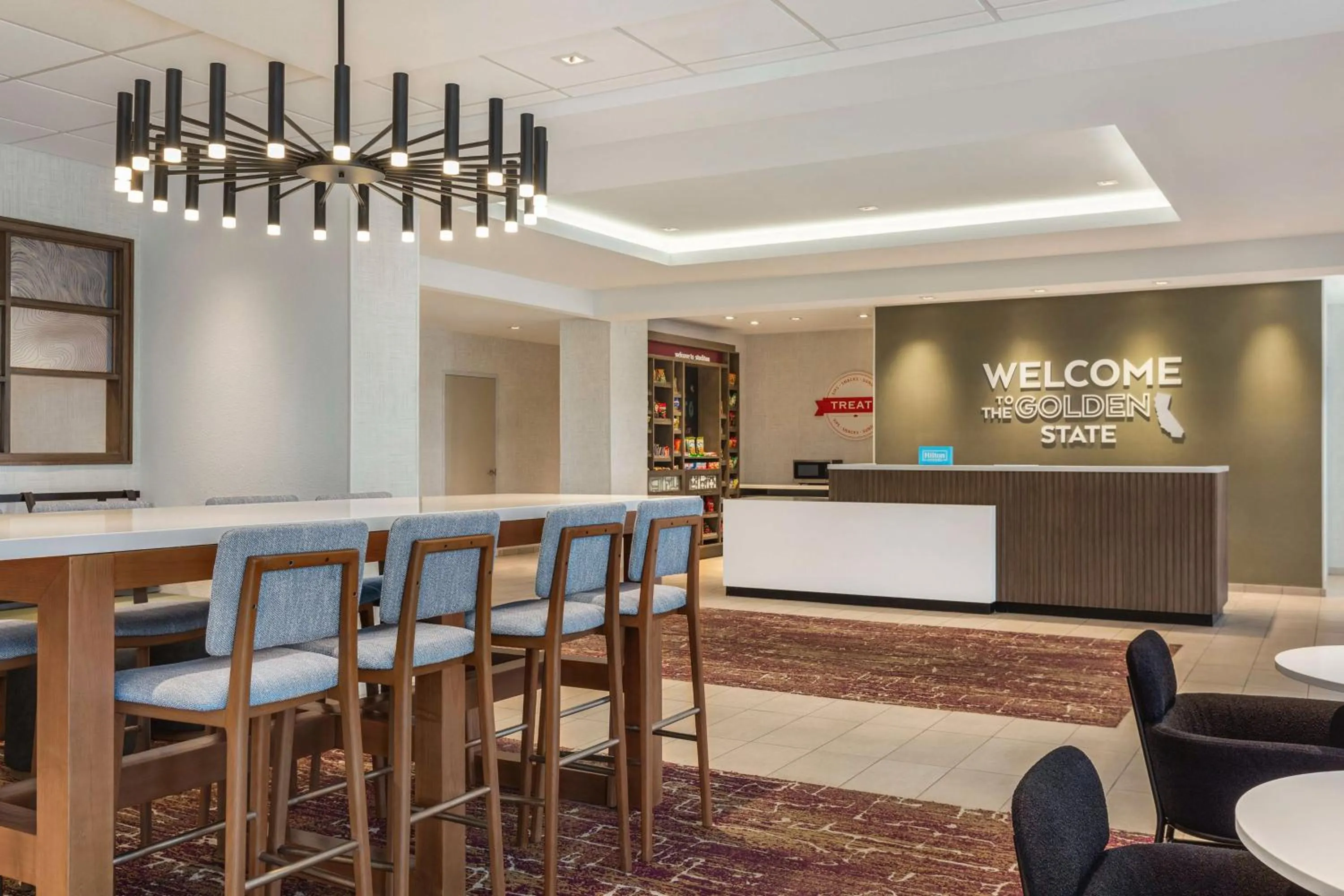 Lobby or reception in Hampton Inn Stockton, Ca