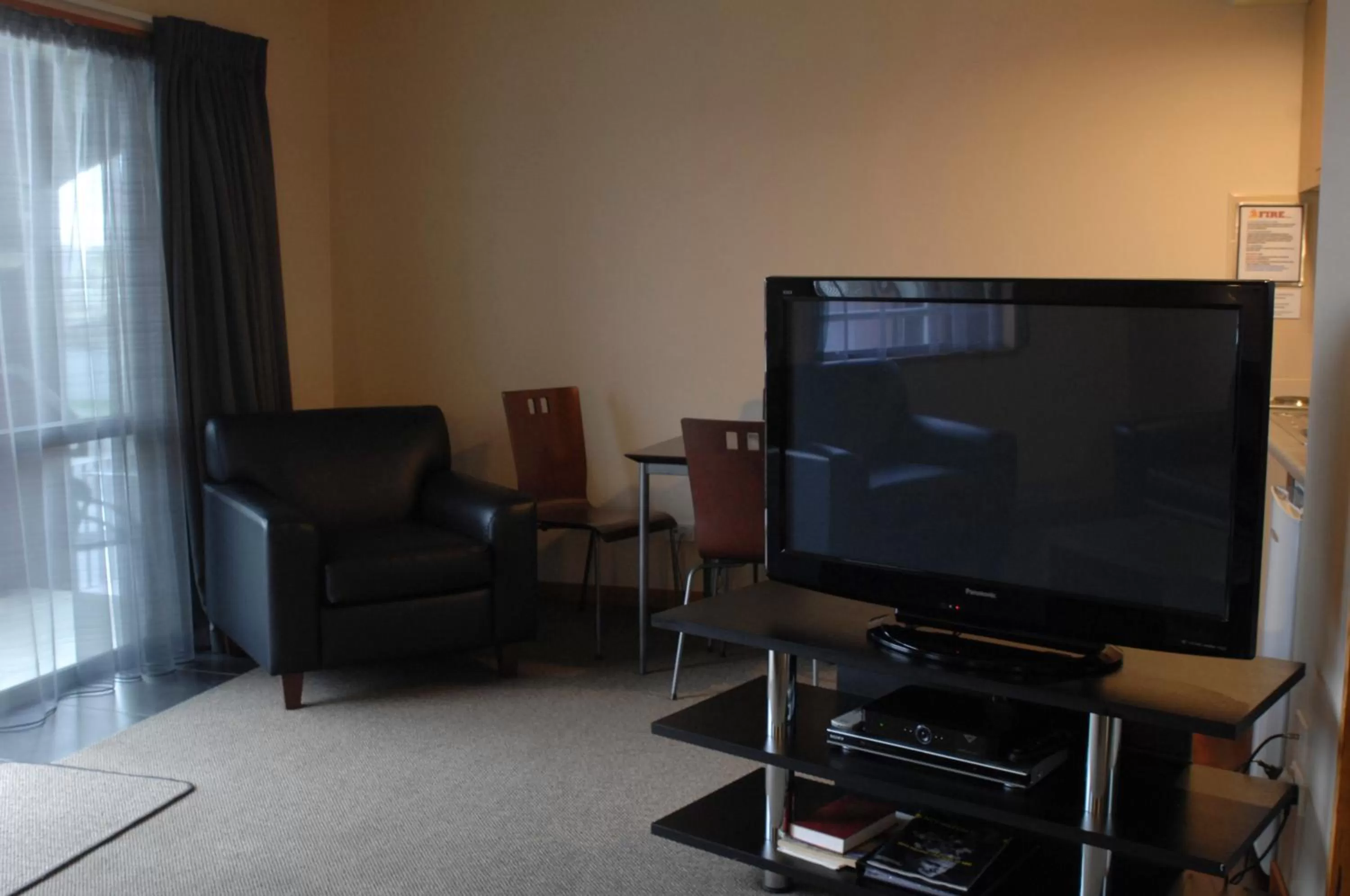 TV/Entertainment Center in 295 on Tay Motel