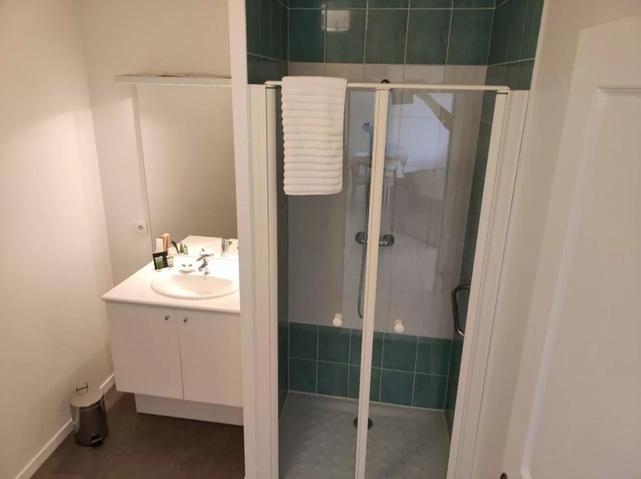 Bathroom in Domitys Le Jardin des Lys