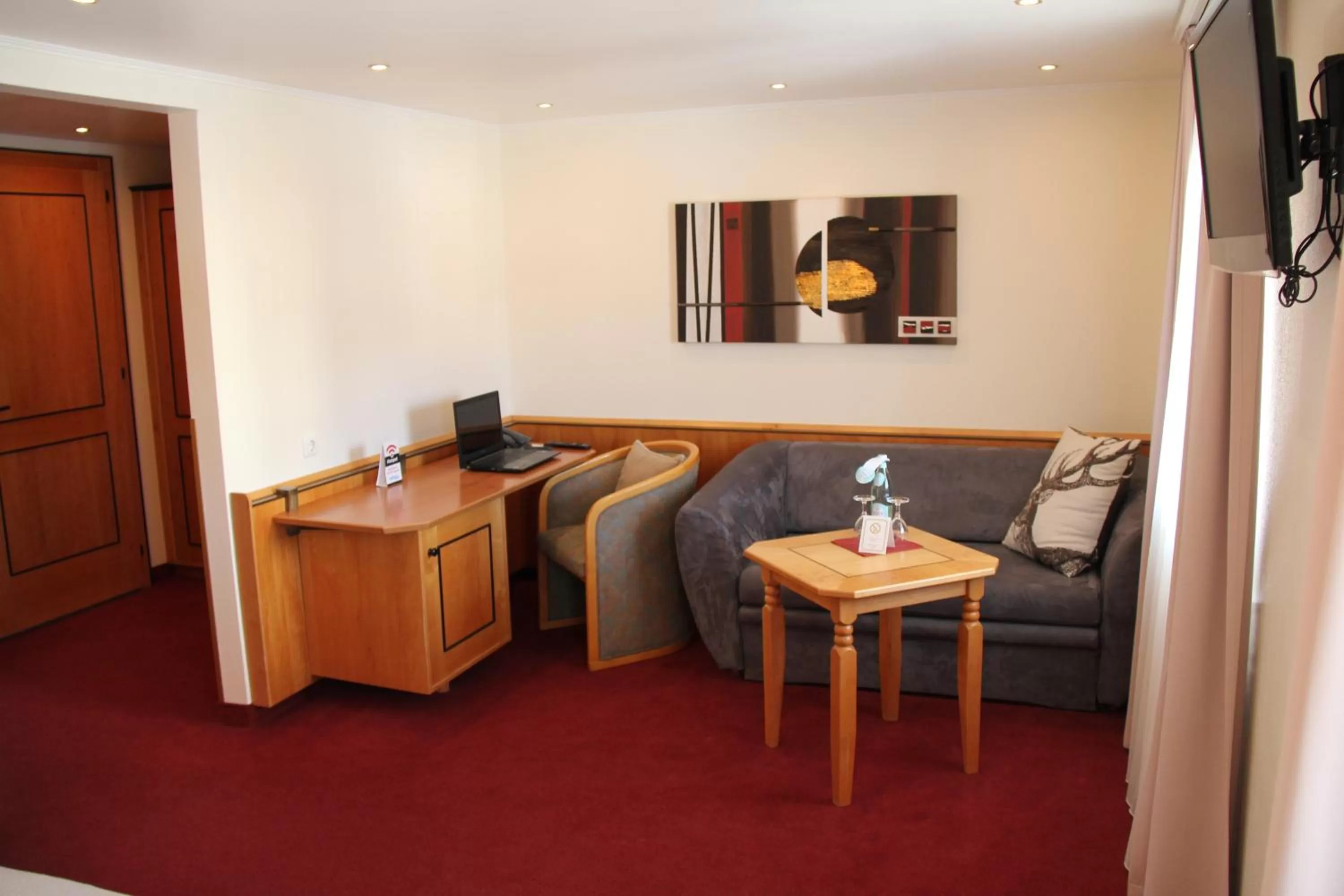 Photo of the whole room, Seating Area in Hotel Riezler Hof