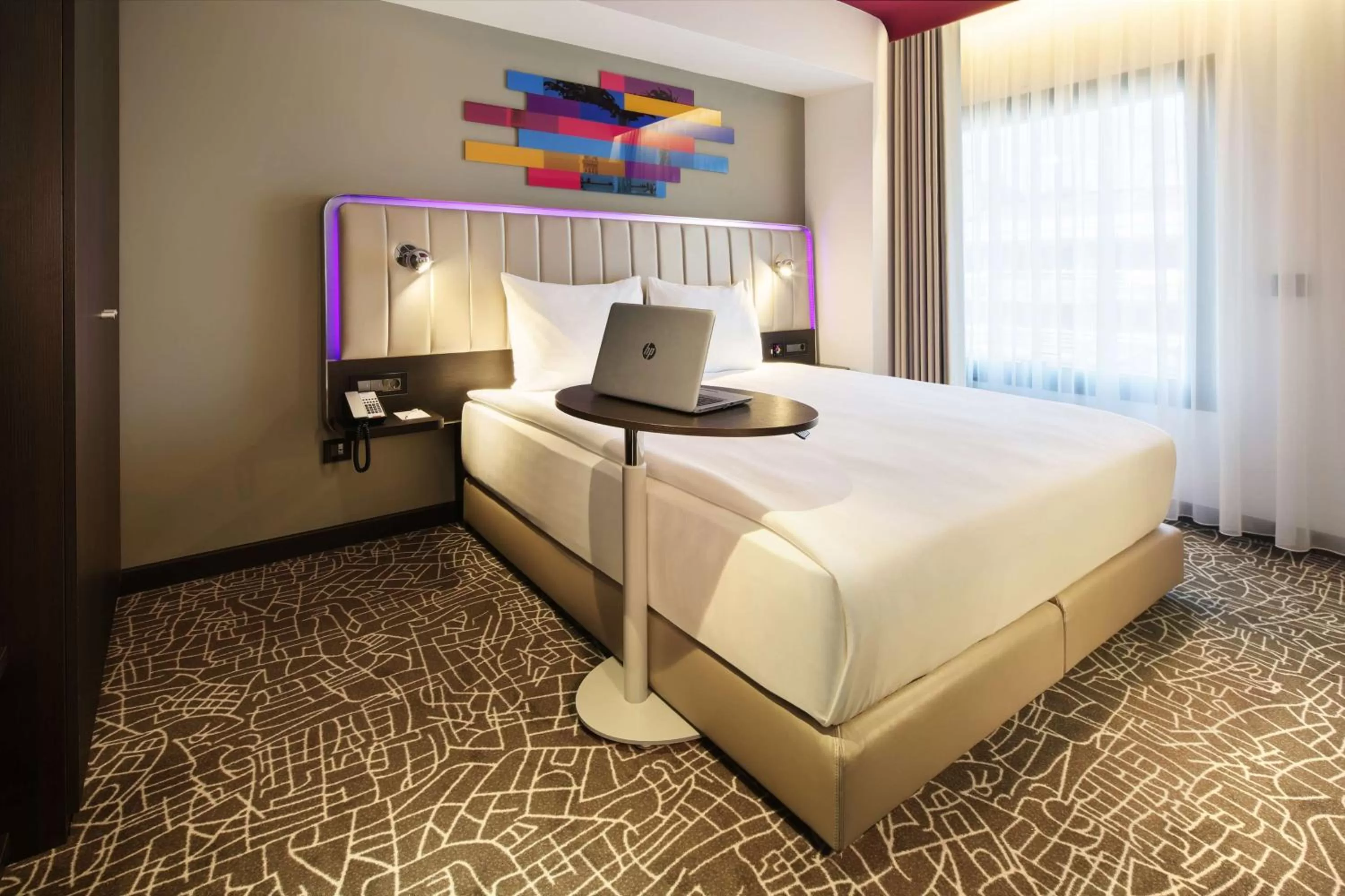 Photo of the whole room, Bed in Park Inn by Radisson Izmir