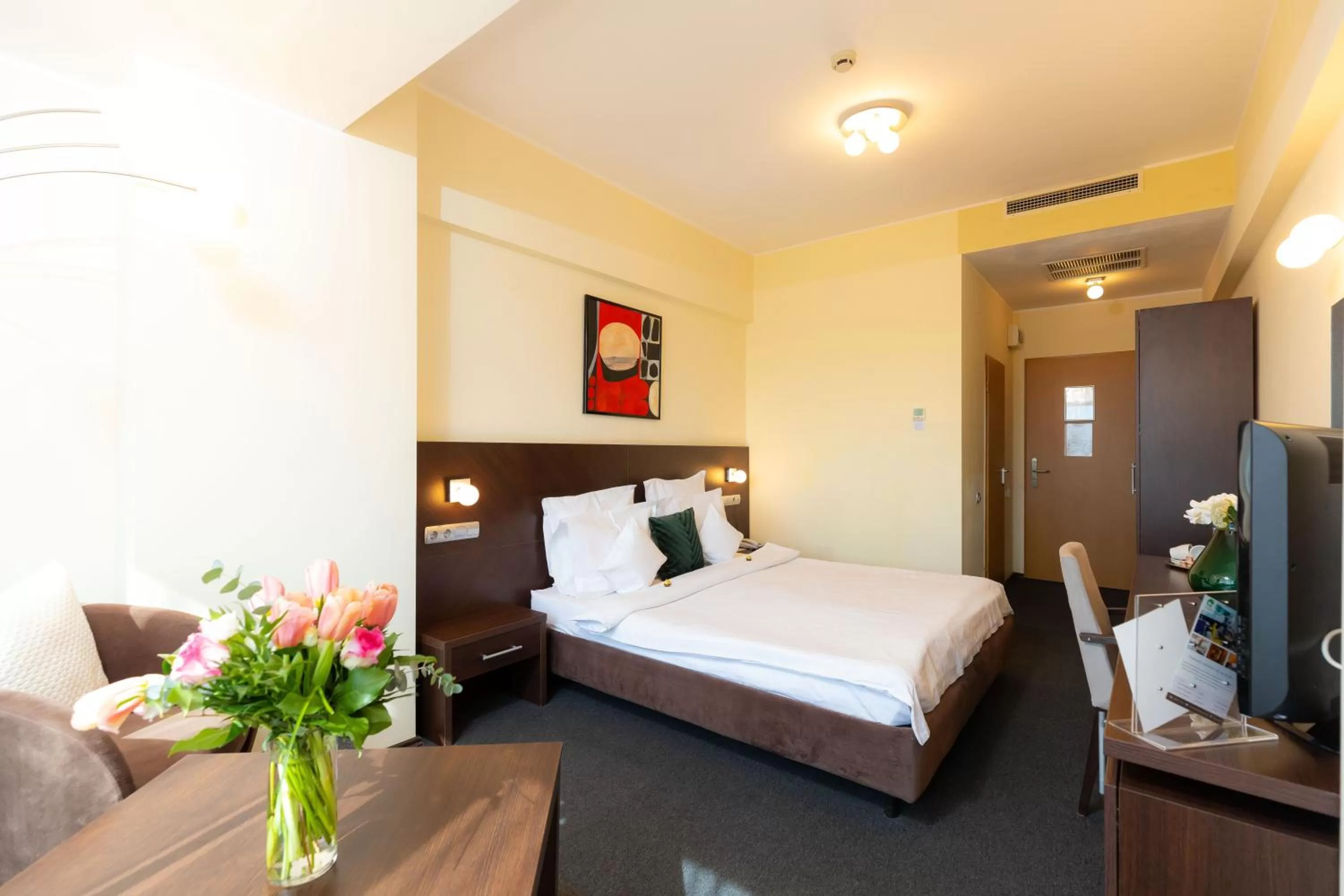 View (from property/room), Bed in Hotel Terra Balneo