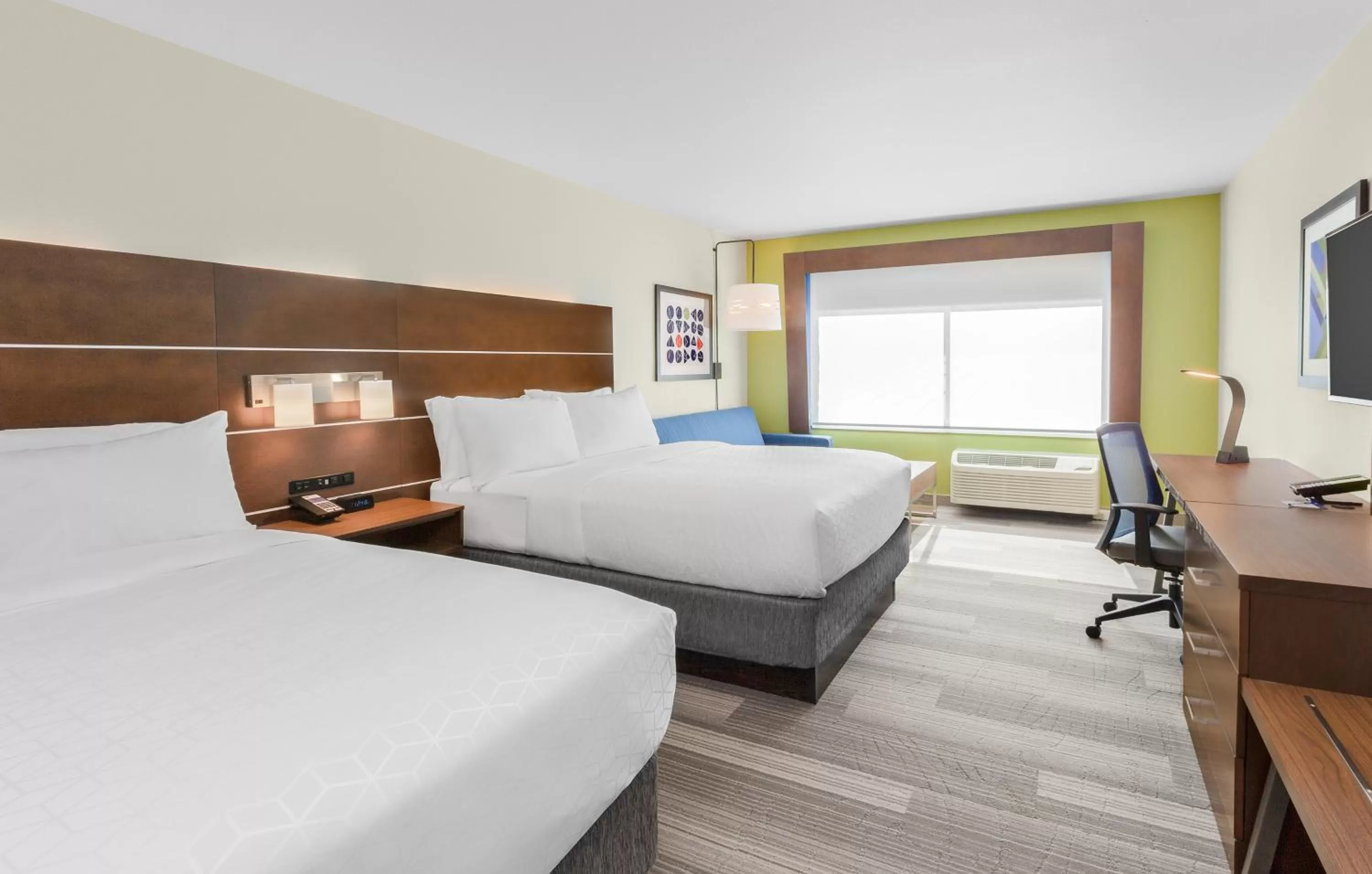 Bedroom, Bed in Holiday Inn Express & Suites - Union Gap - Yakima Area by IHG
