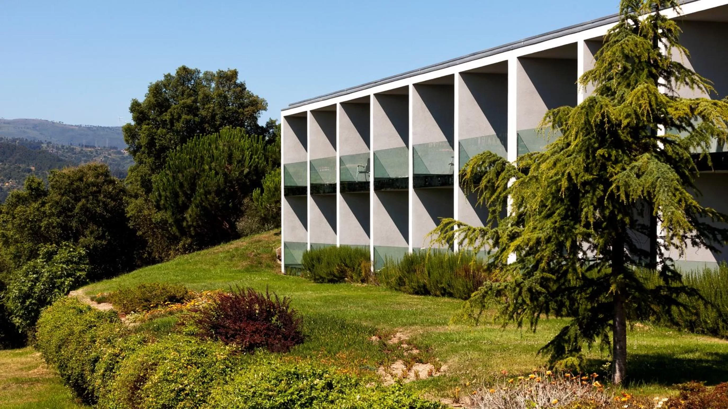 Facade/entrance in Douro Palace Hotel Resort & SPA