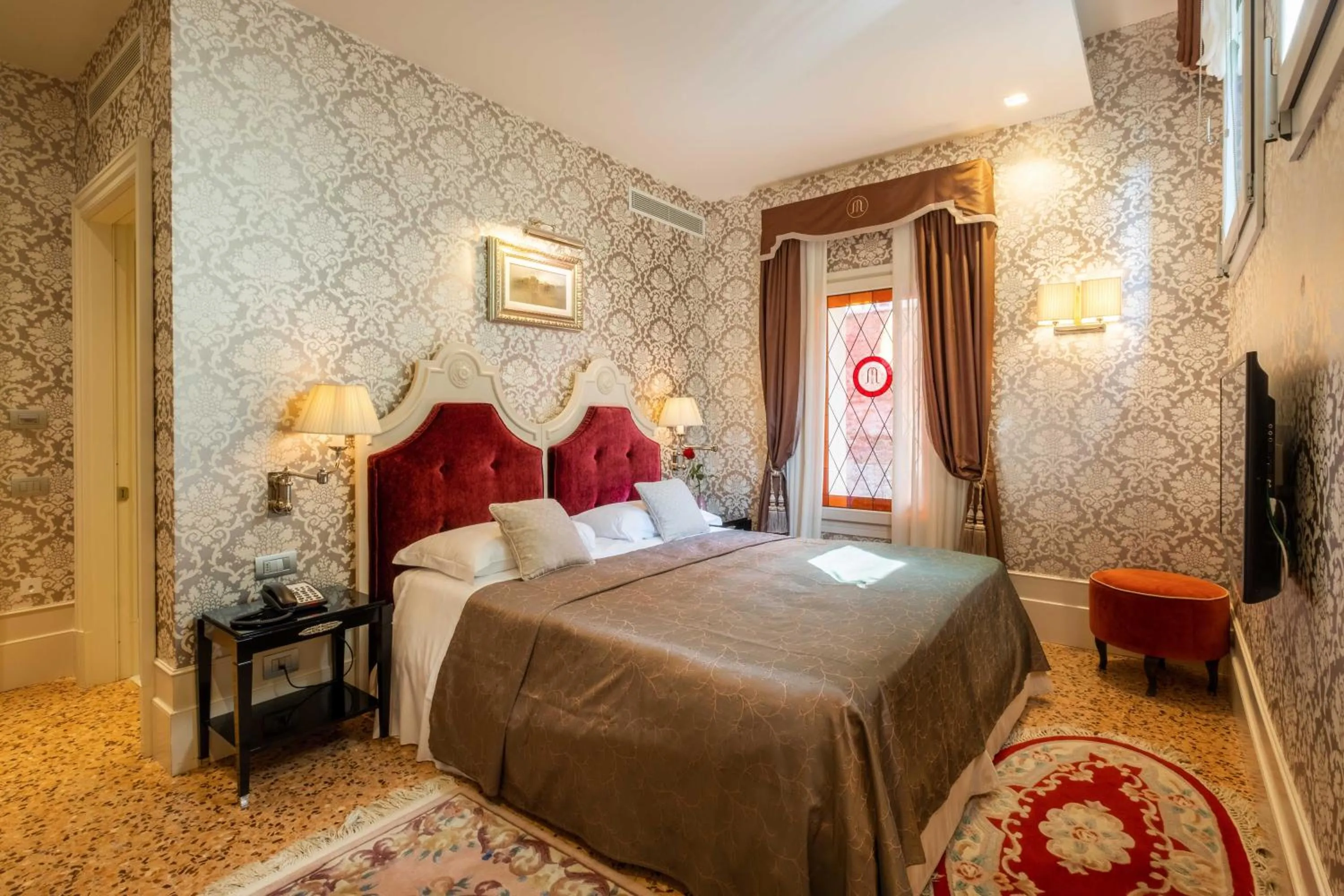 Bed in Hotel Moresco