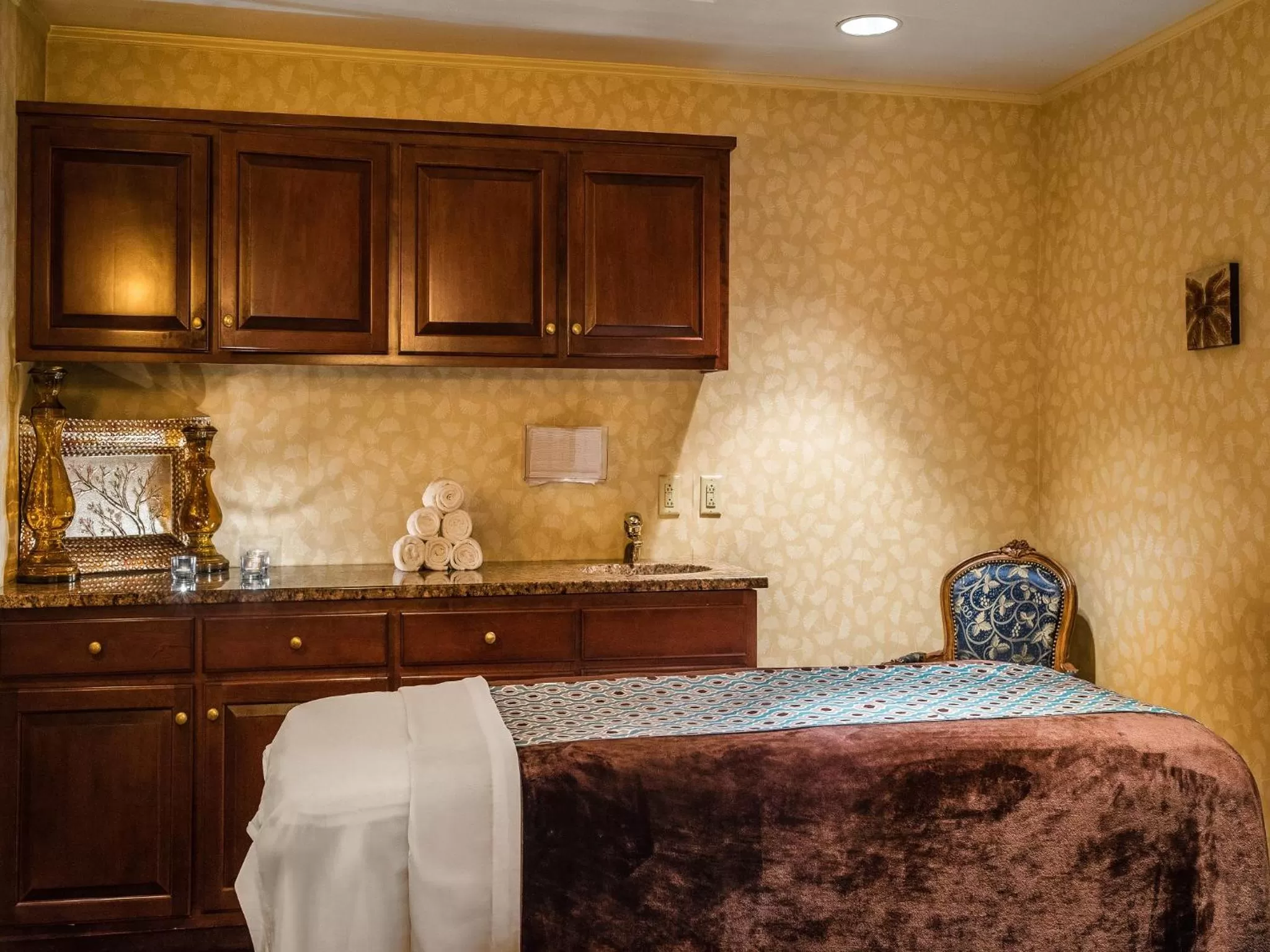 Water's Edge Resort & Spa