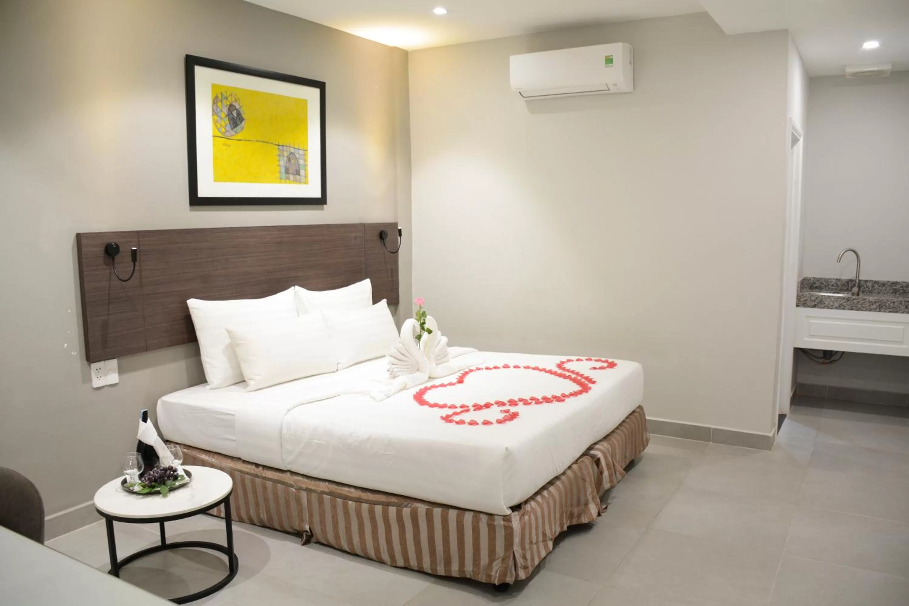 Bed in Park Hill Hotel - Phu My Hung