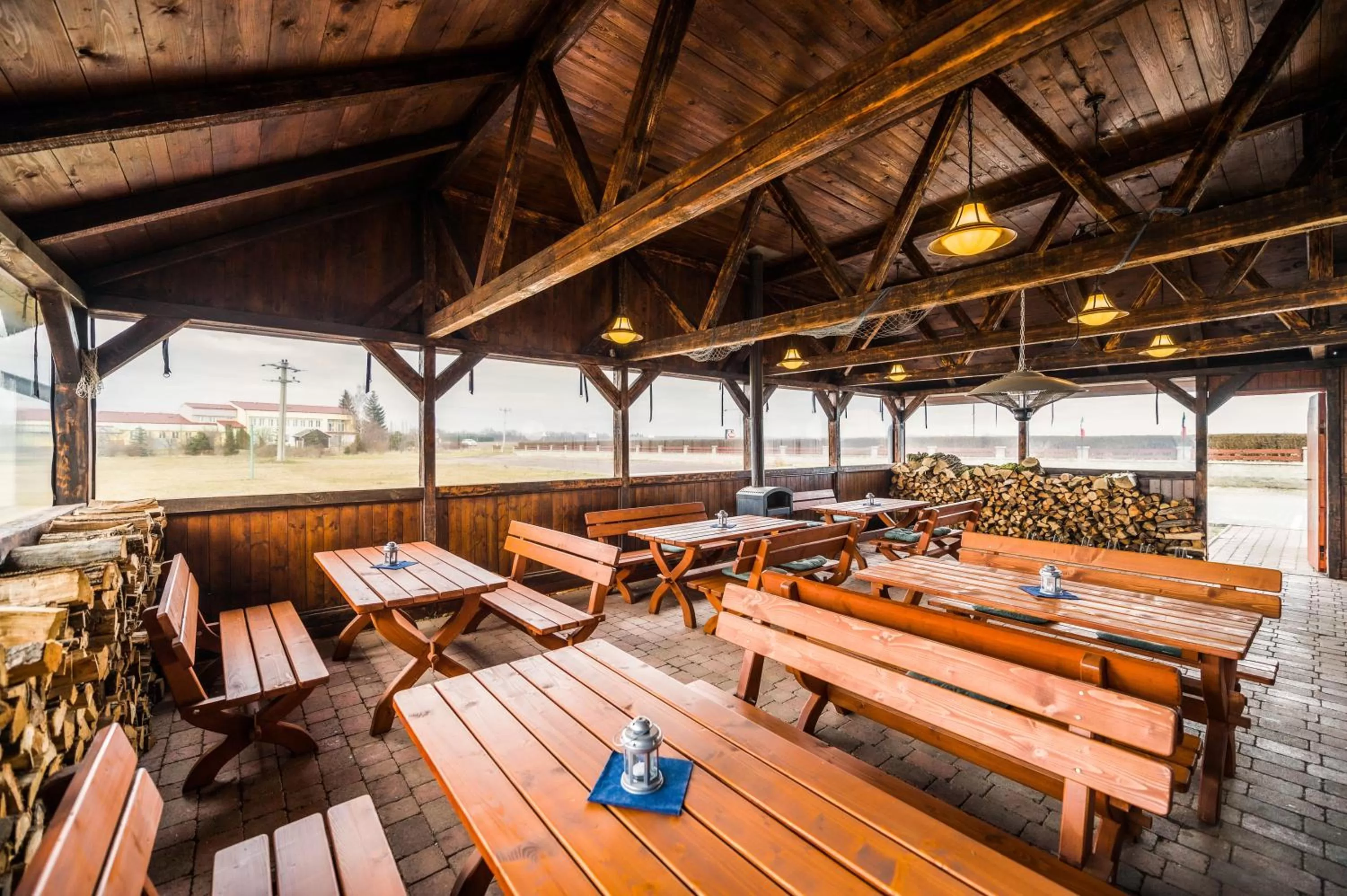 Balcony/Terrace, Restaurant/Places to Eat in La Port