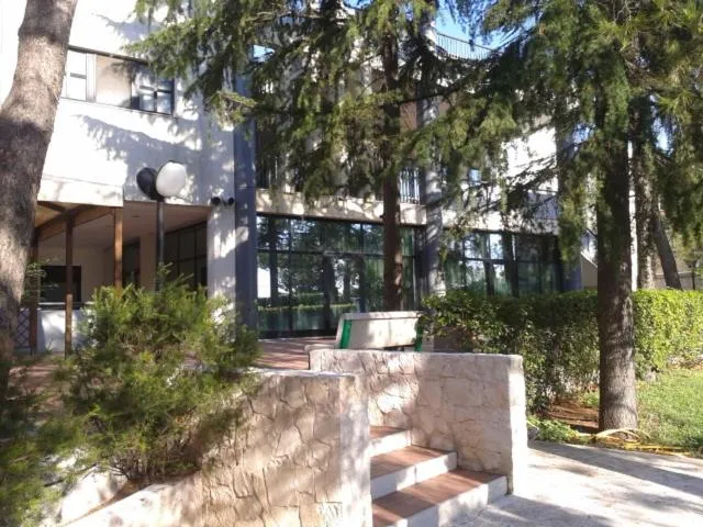 Facade/entrance in Hotel Astoria