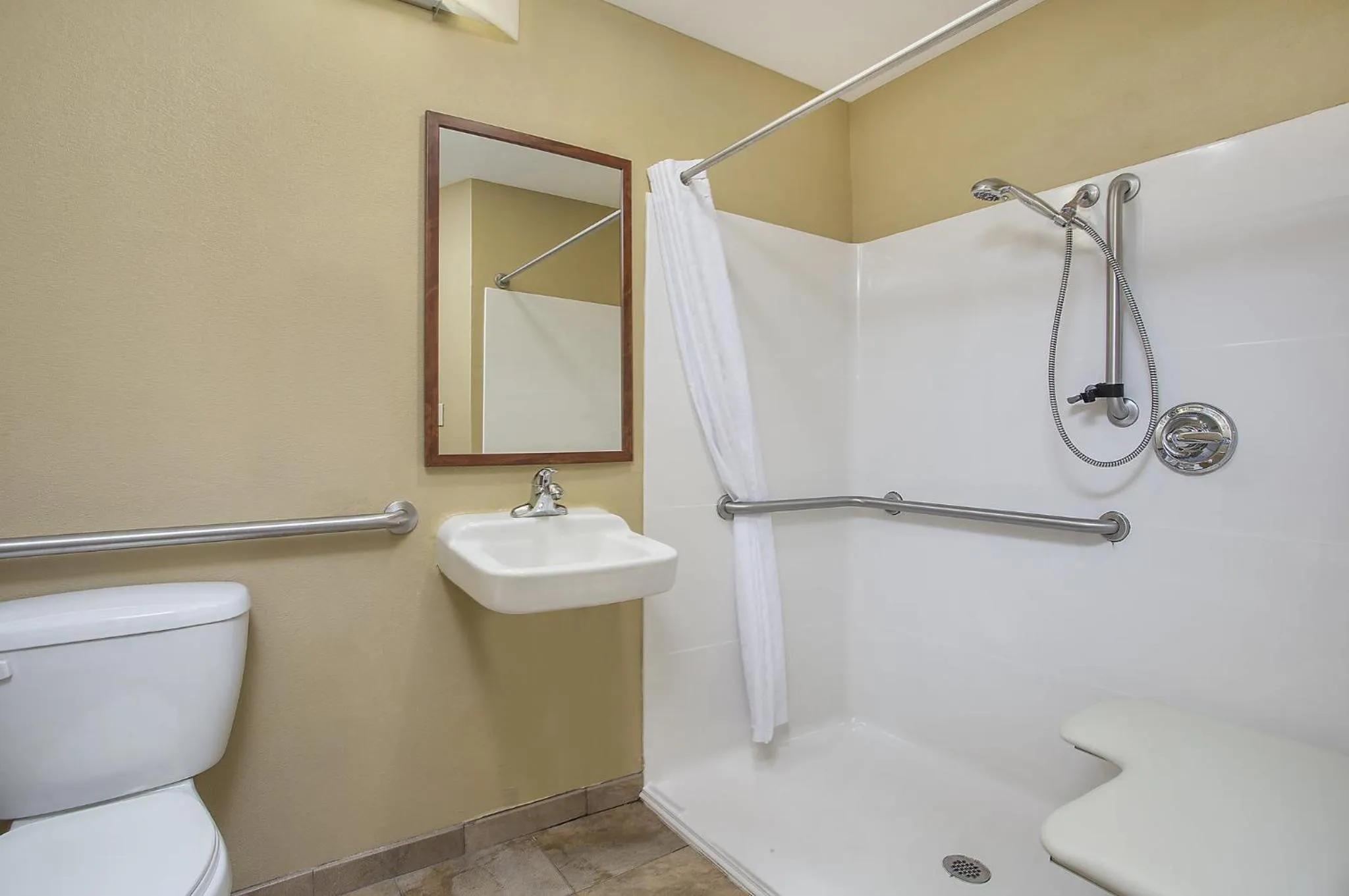 Bathroom in Candlewood Suites Tuscaloosa by IHG