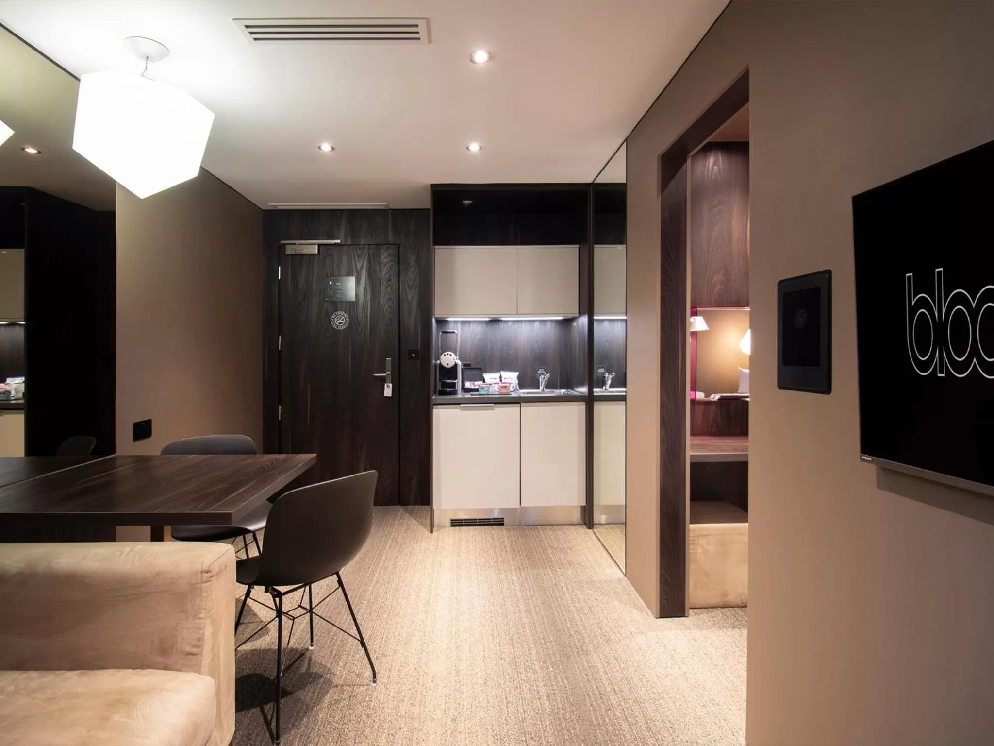 Kitchen or kitchenette in Bloc Hotel Birmingham