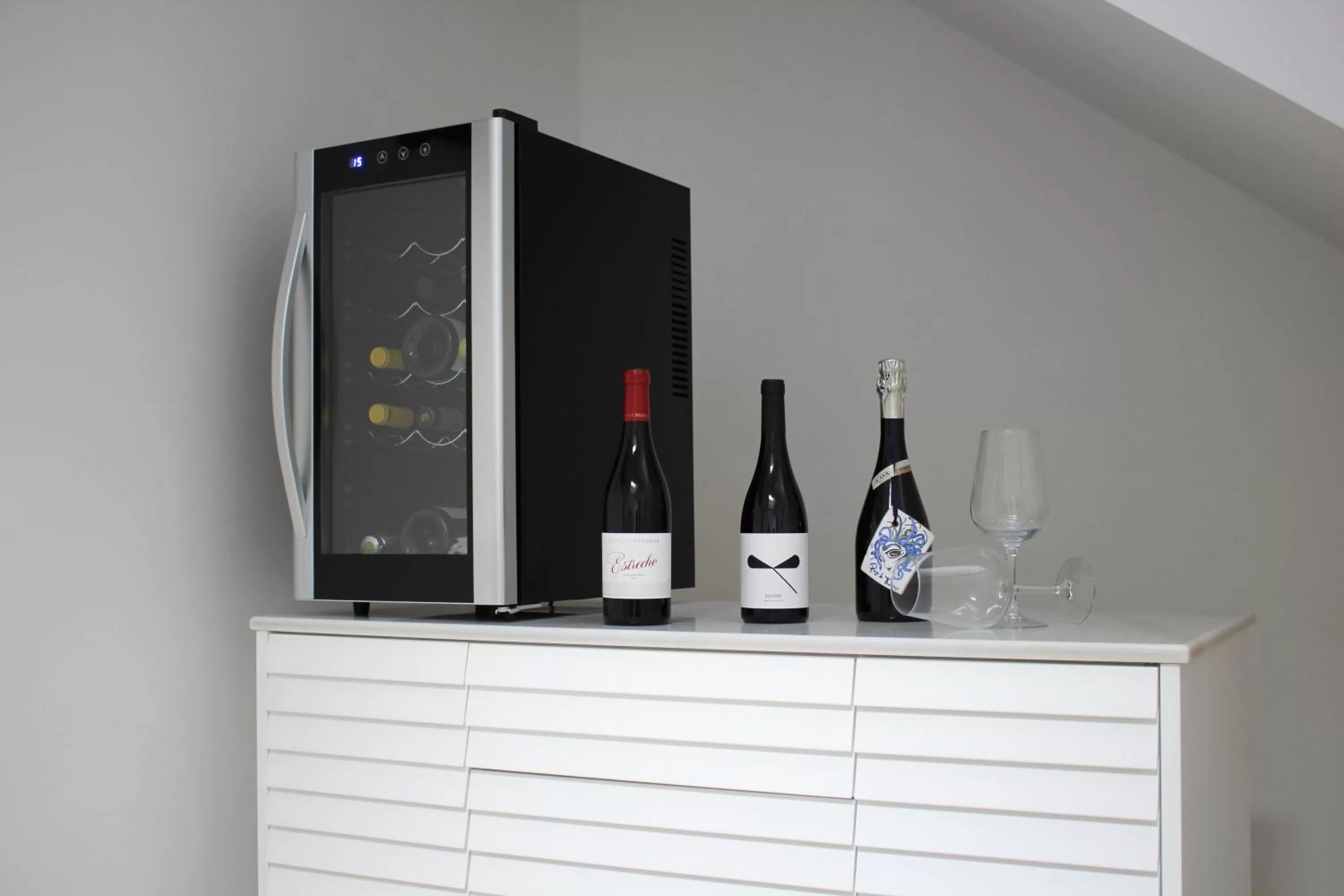 Lounge or bar in Mardenit Hotel Boutique