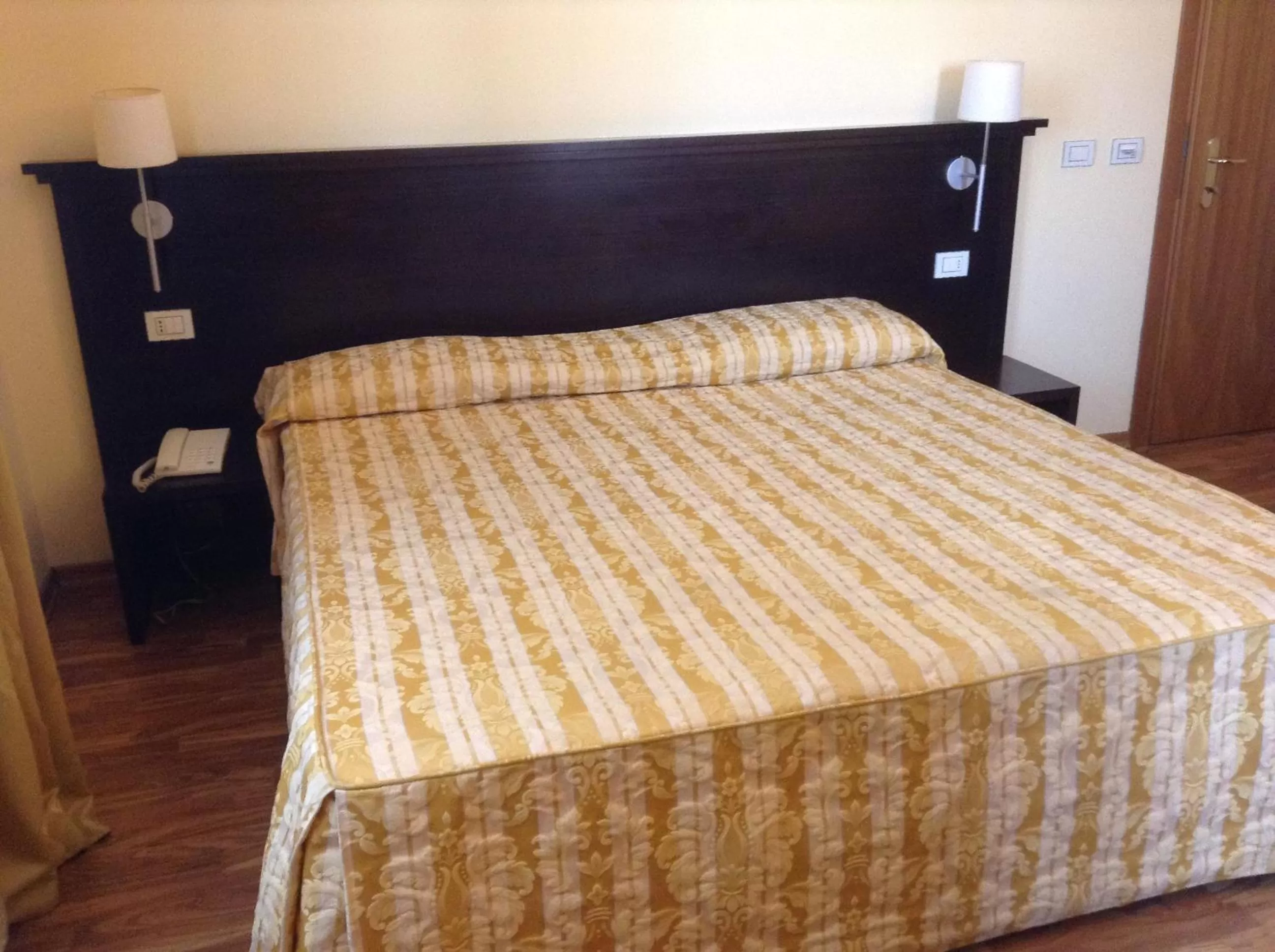 Superior Double or Twin Room in Hotel Due Colonne